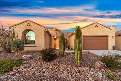 Photo of 6816 W Komo Point Trail, Marana, AZ 85658 (MLS # 22528205)