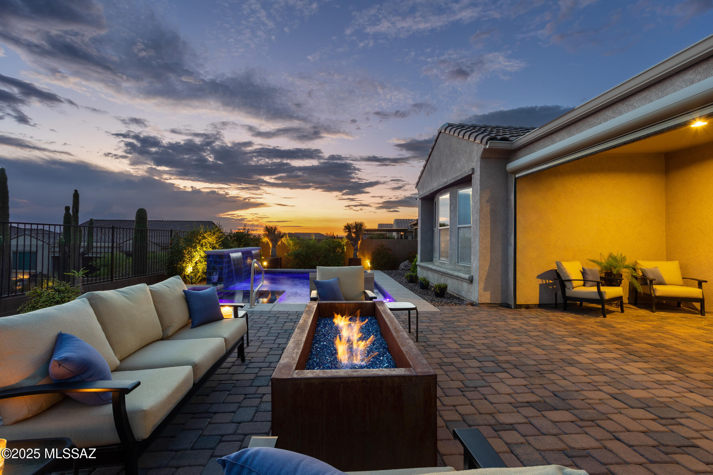 Del Webb At Dove Mountain VI - Residential