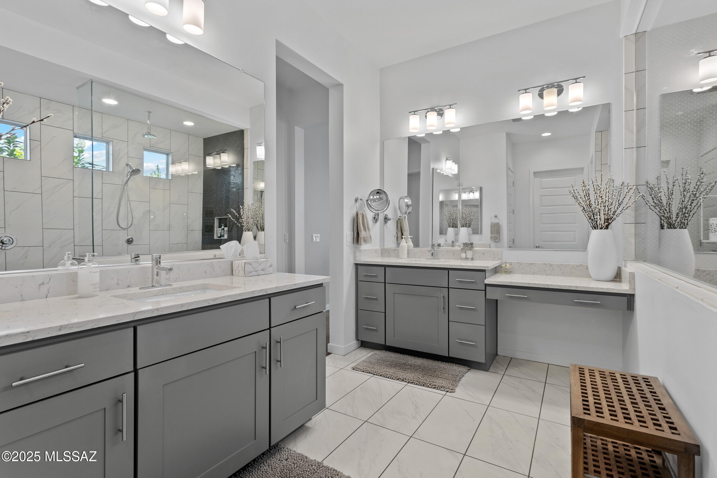 Del Webb At Dove Mountain VI - Residential