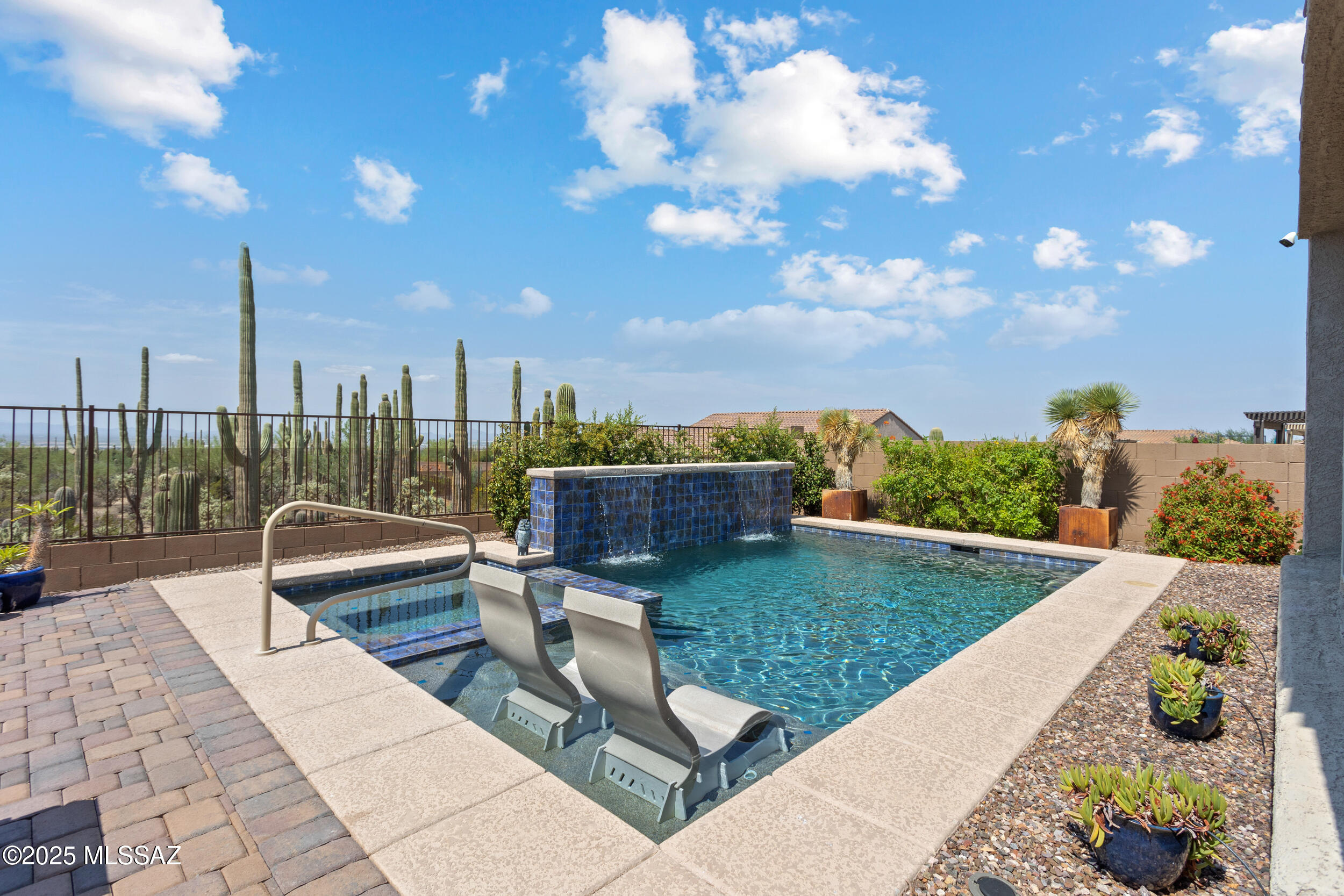 Del Webb At Dove Mountain VI - Residential