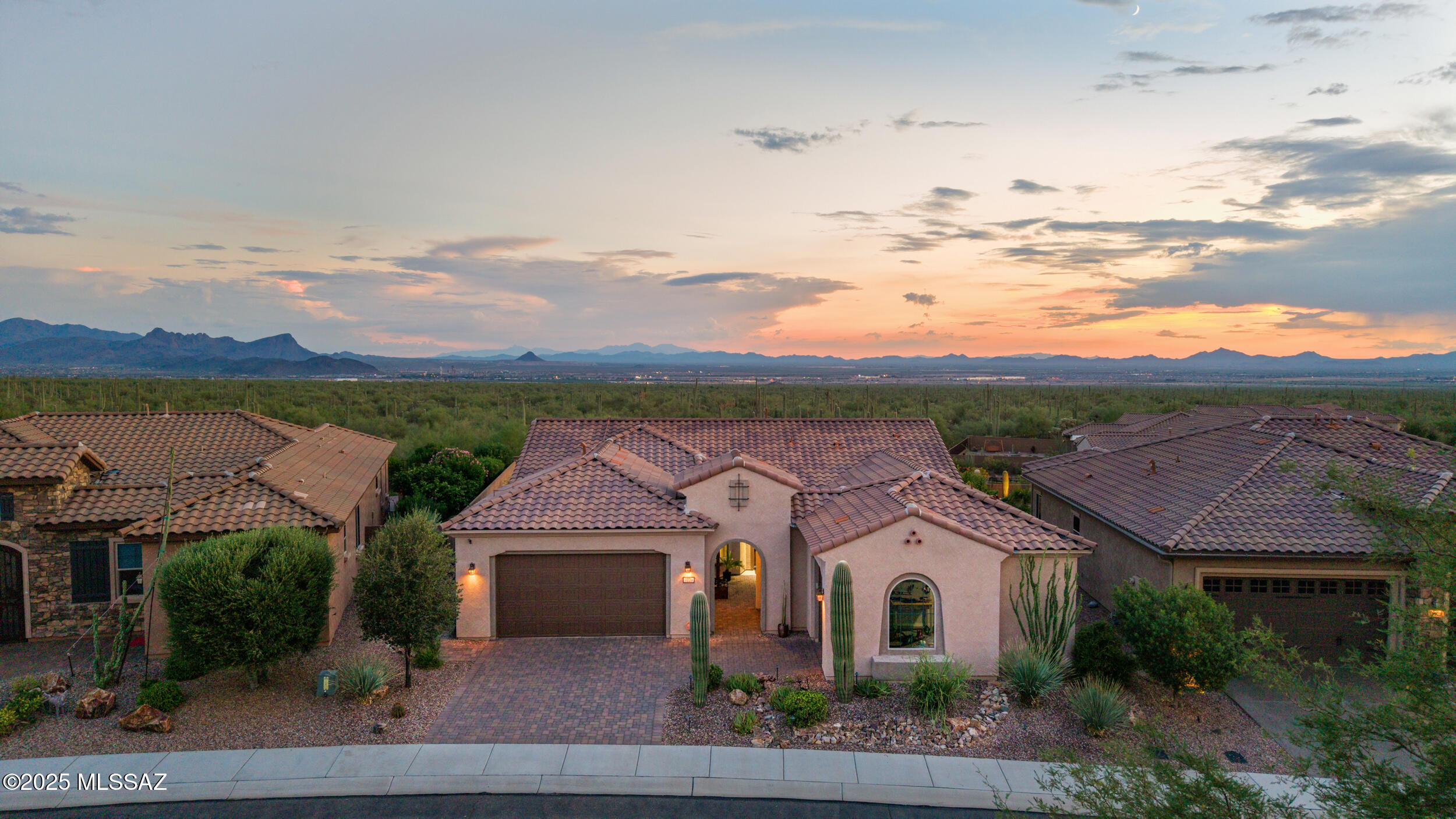 Del Webb At Dove Mountain VI - Residential