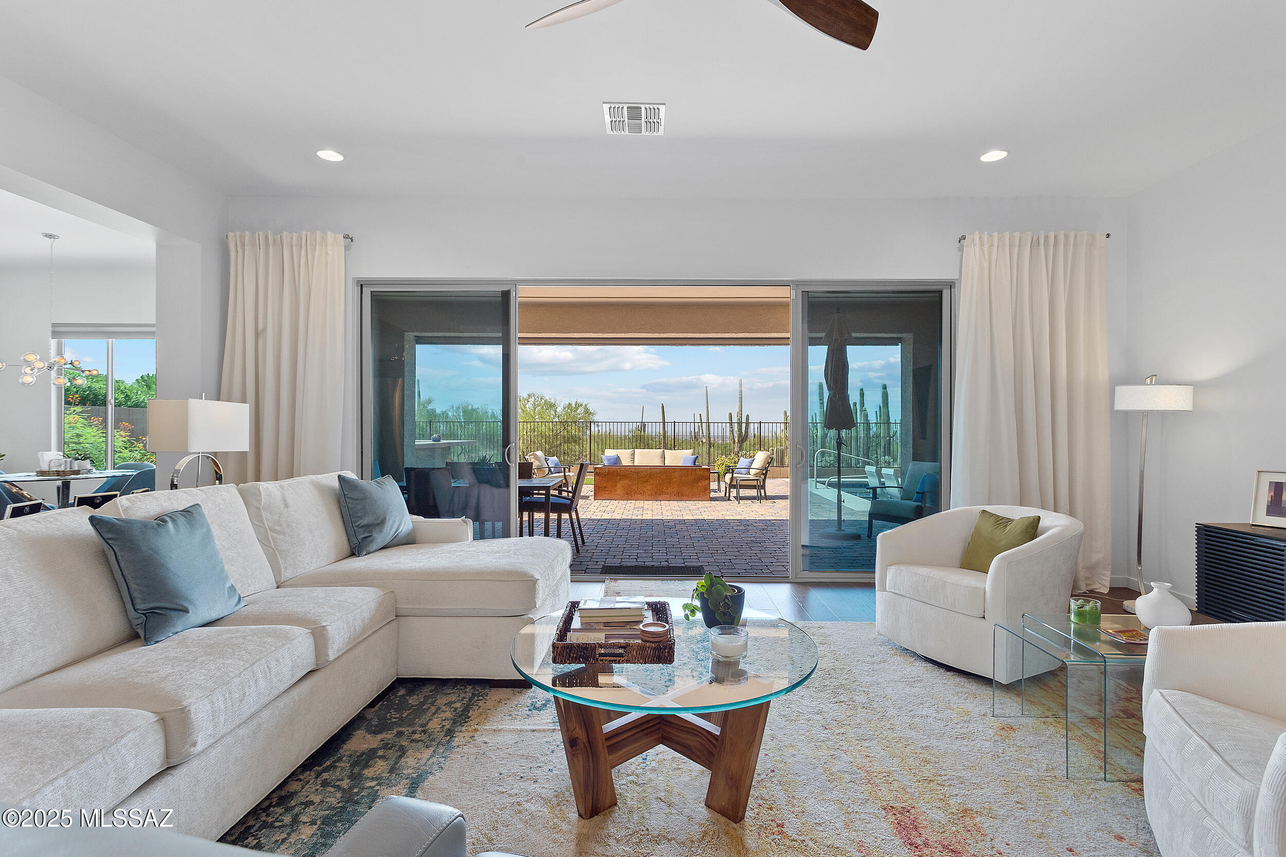 Del Webb At Dove Mountain VI - Residential