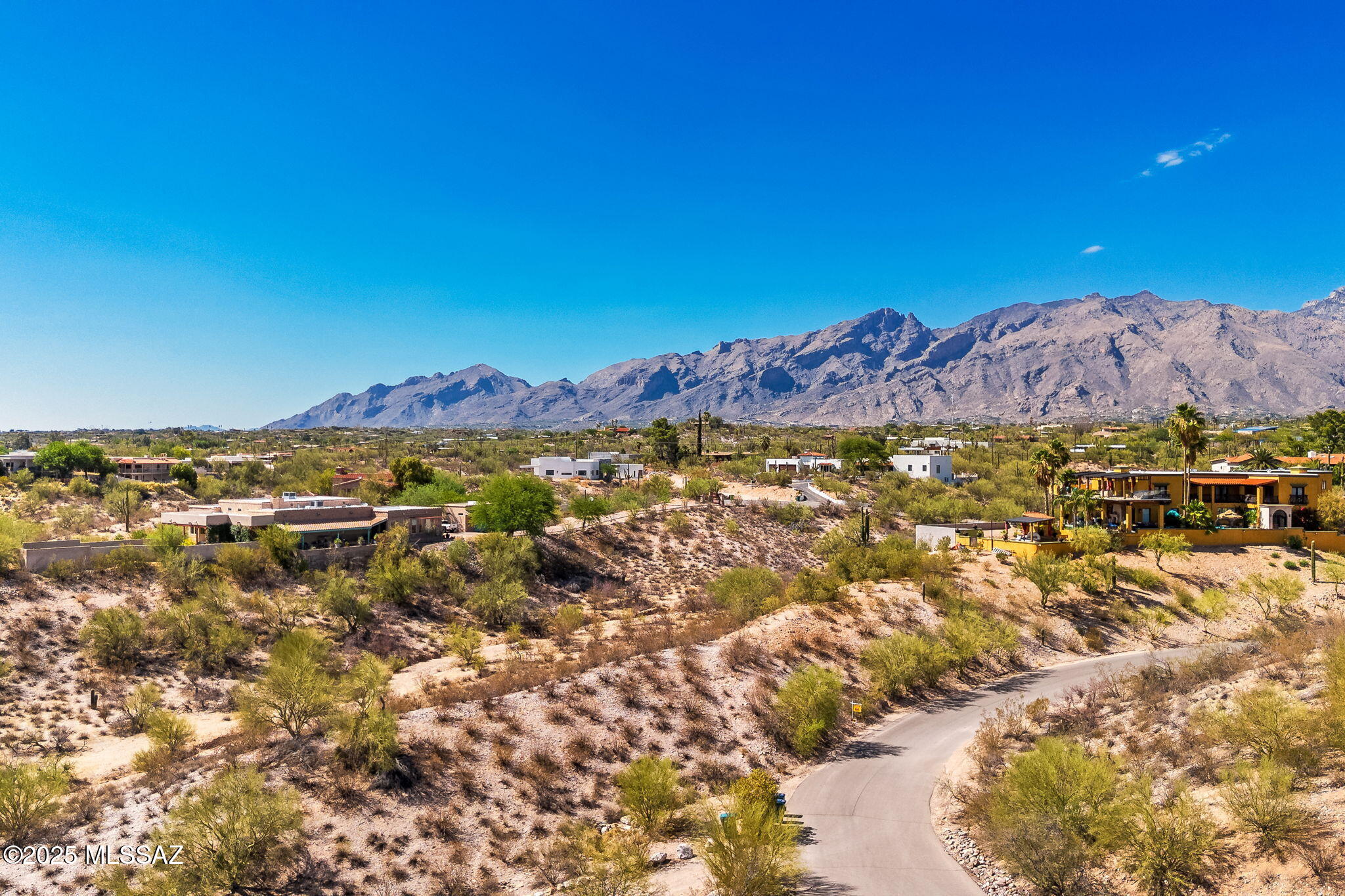 4627 E Coachlight Lane 10