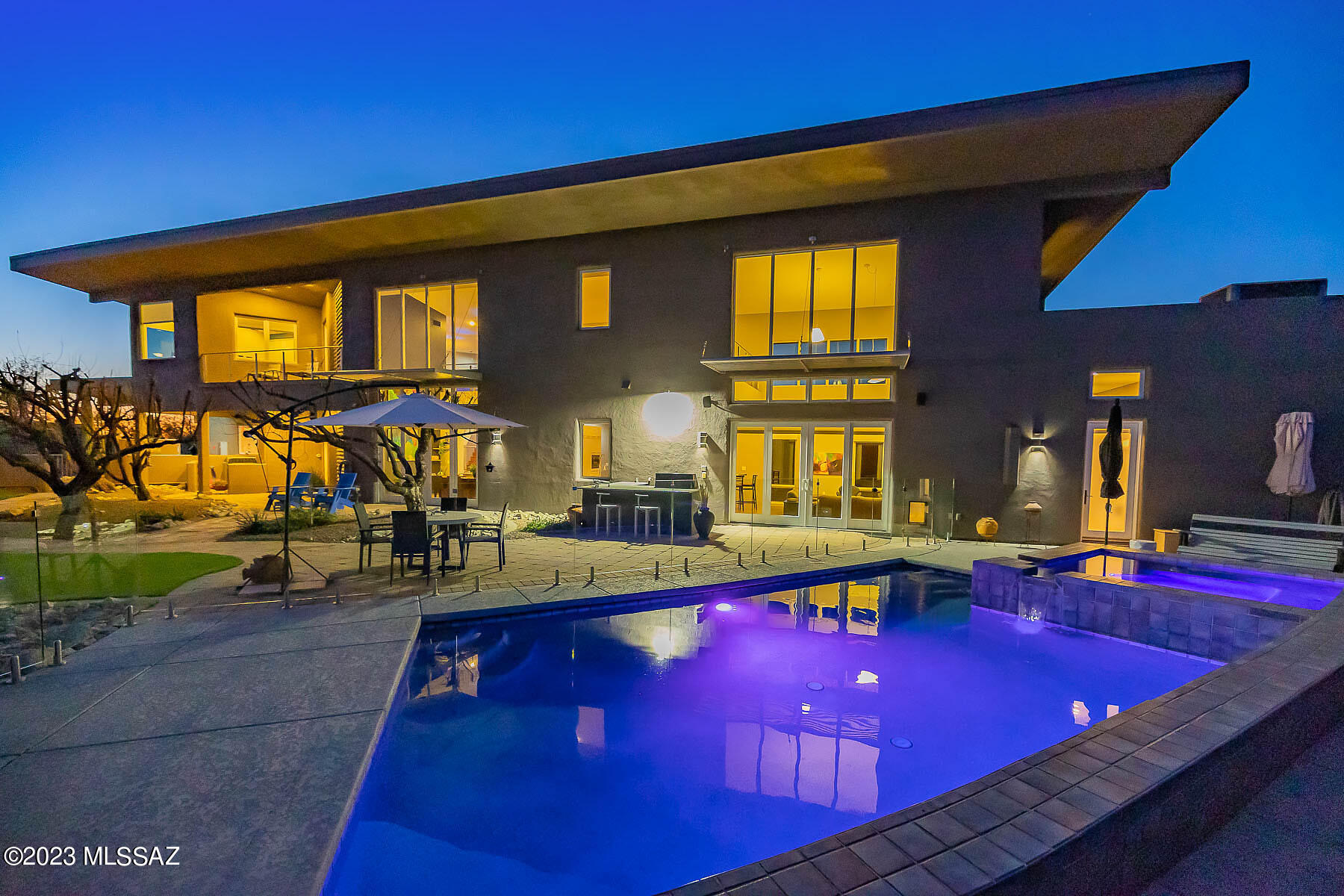 La Cholla Airpark - Residential