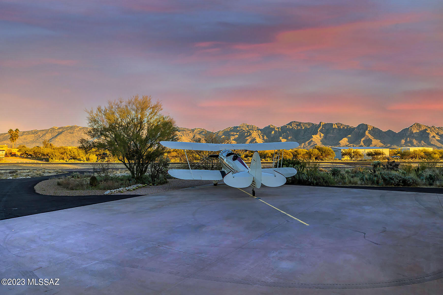 La Cholla Airpark - Residential