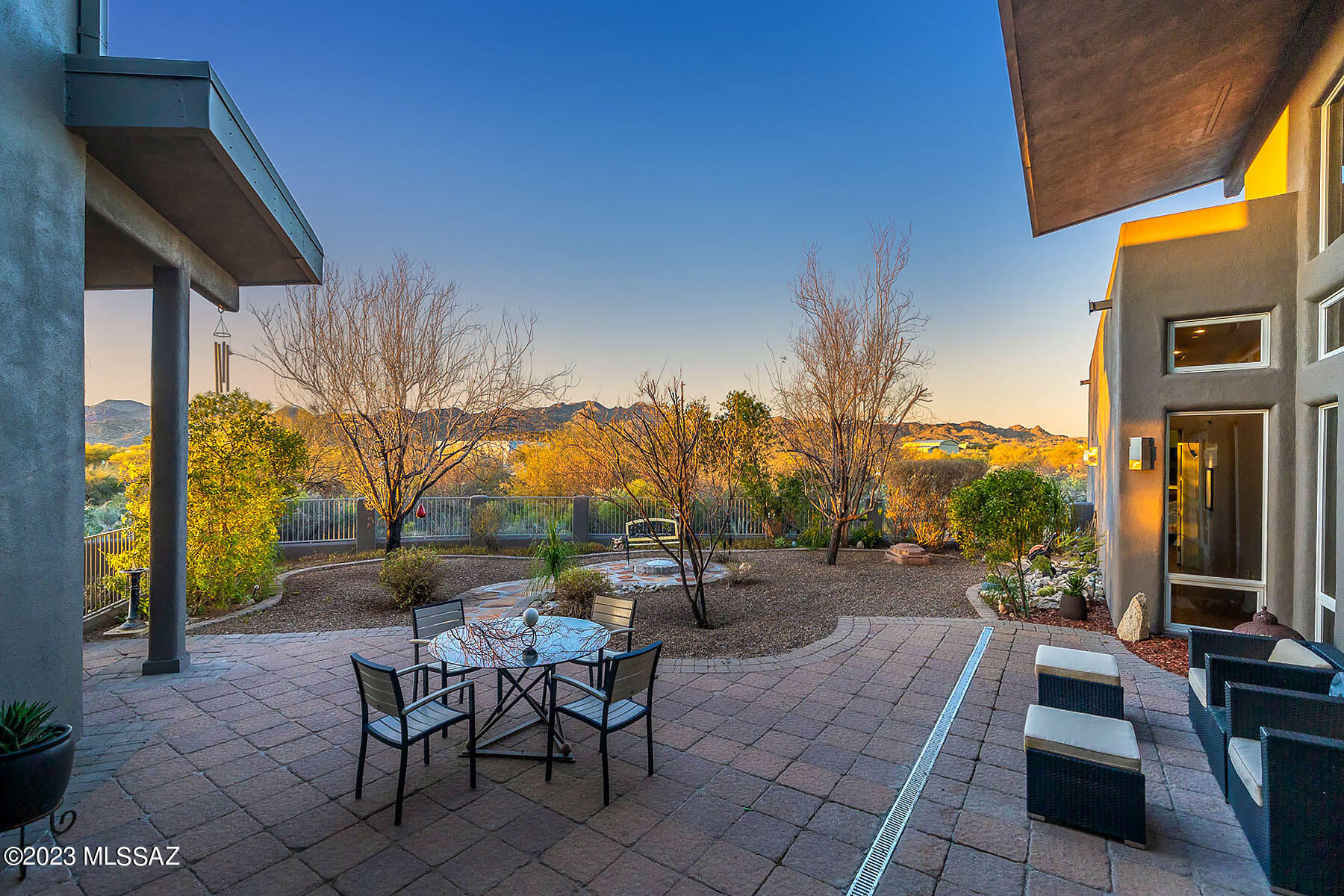 La Cholla Airpark - Residential