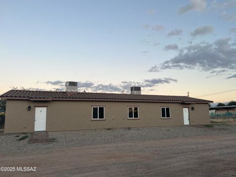 303 E Navajo Road Tucson AZ 85705