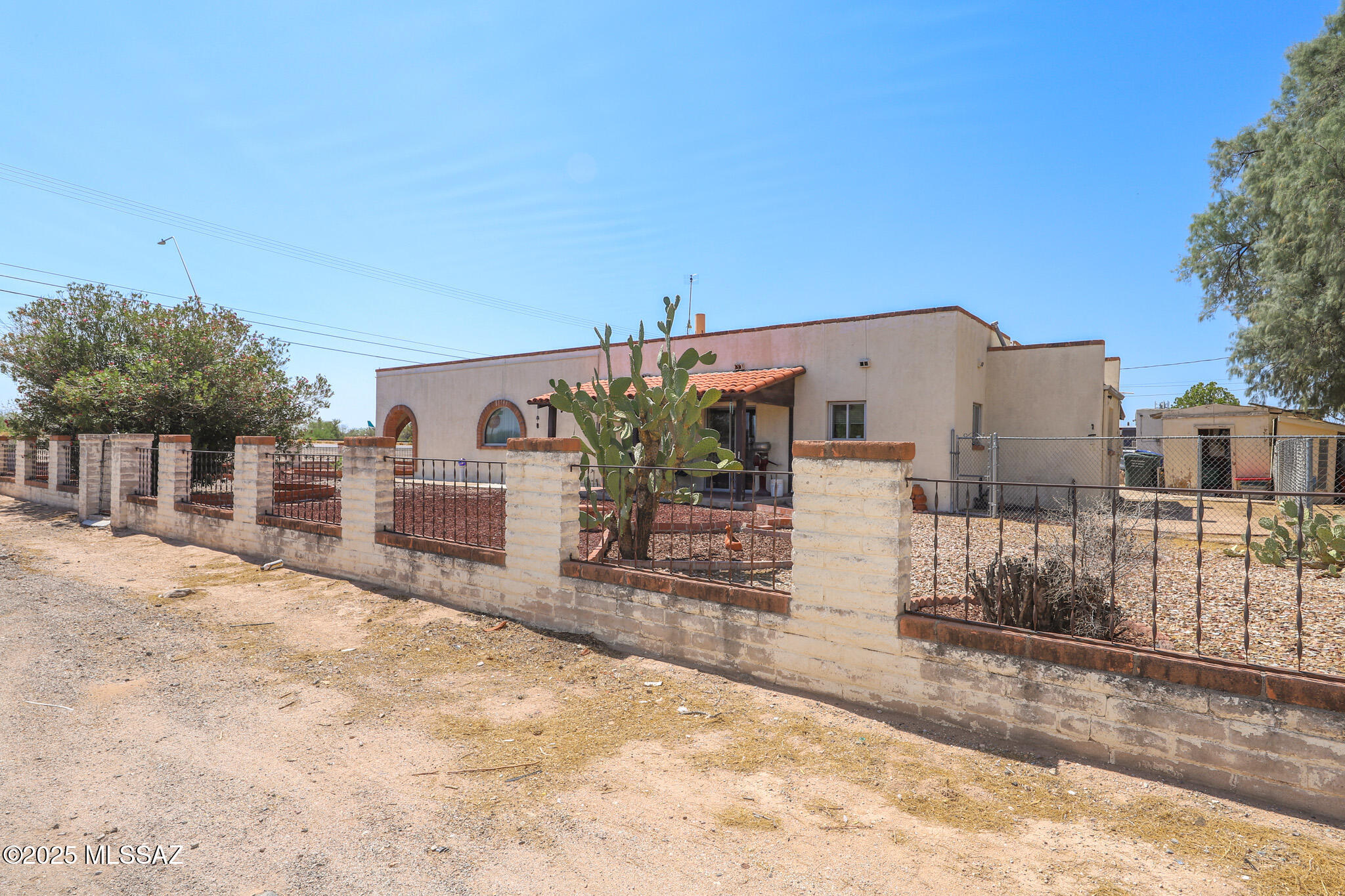 6702 S Nogales Highway