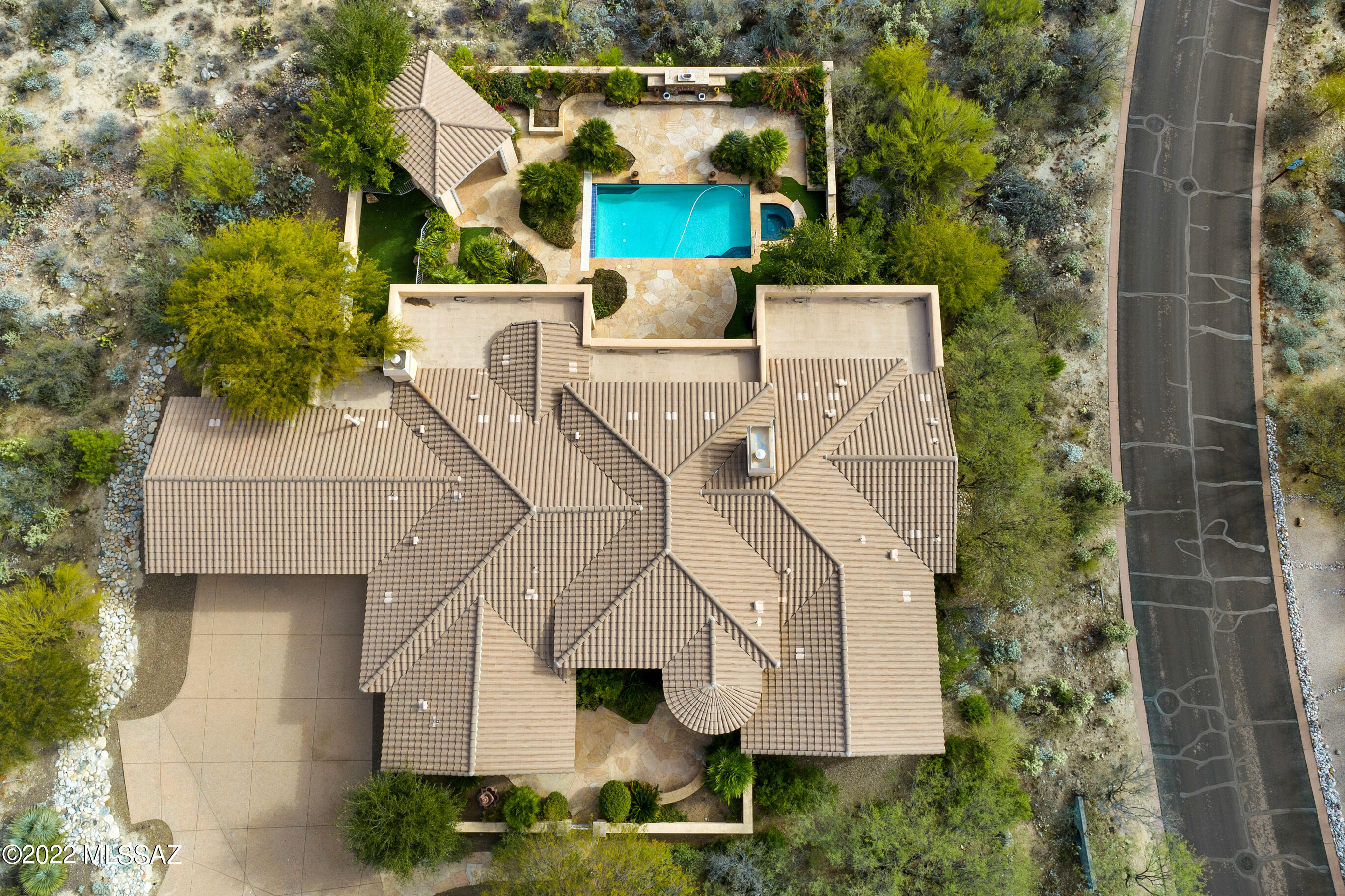 Honey Bee Ridge(The Estates At) - Residential