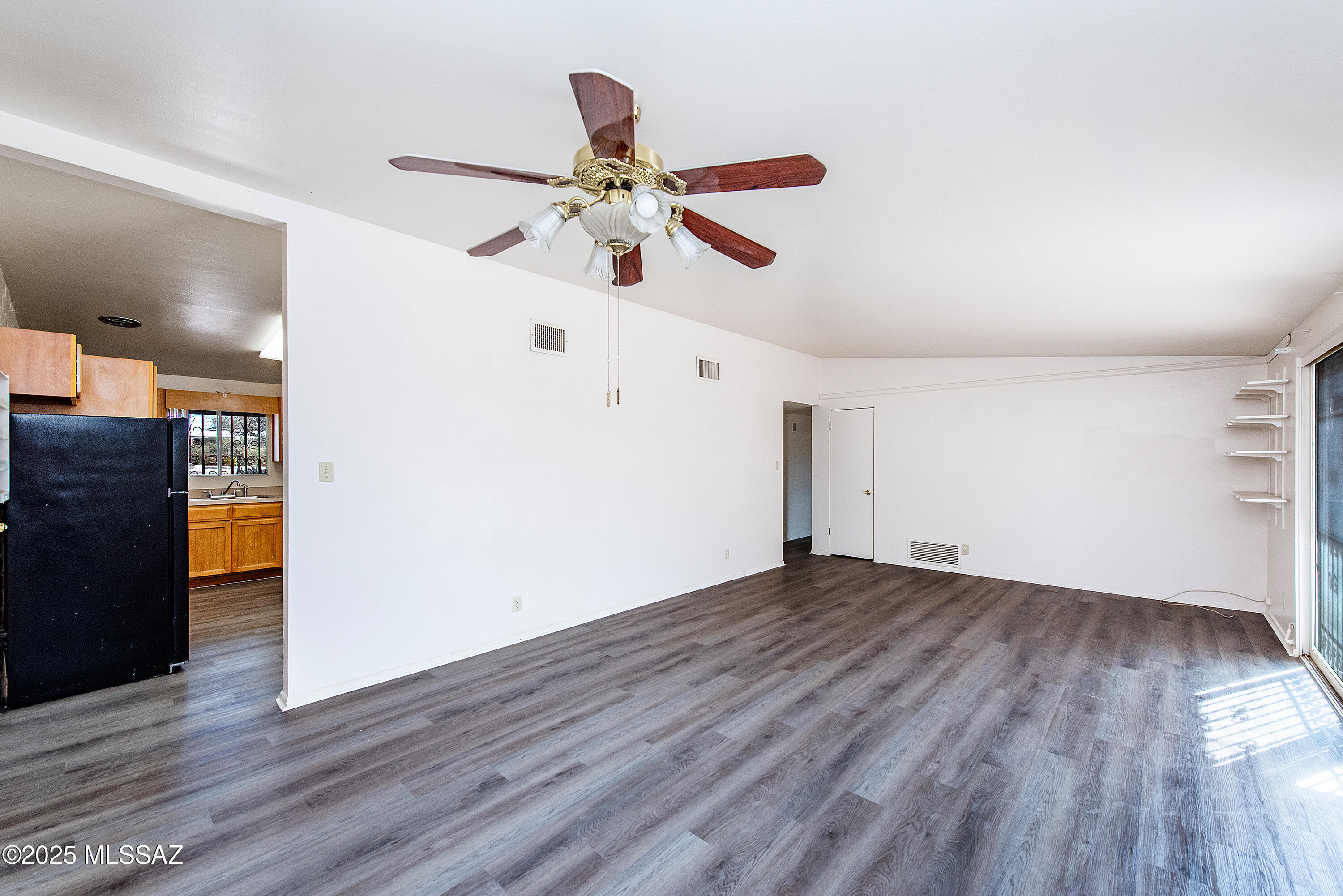 Kingston Knolls Terrace - Residential