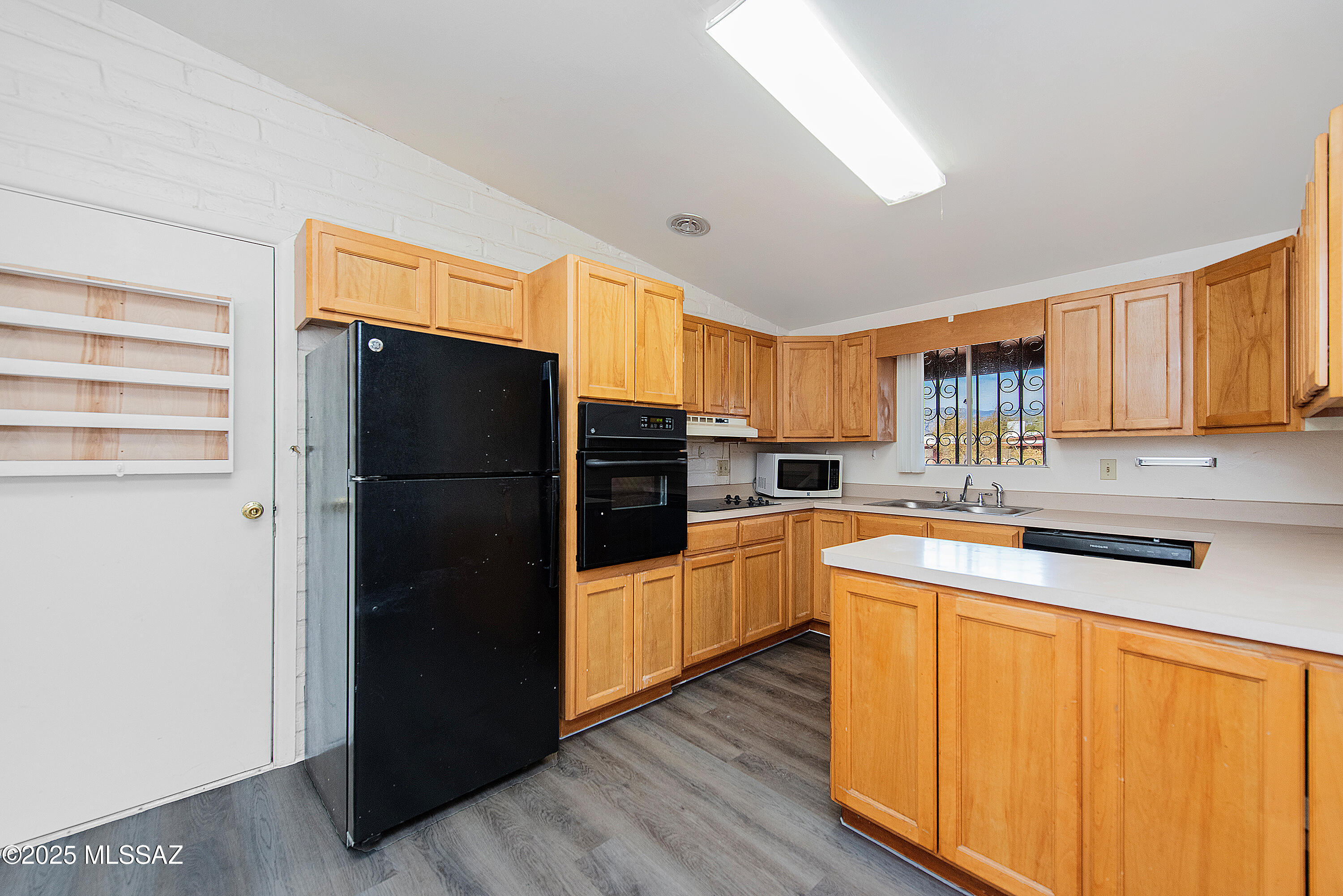 Kingston Knolls Terrace - Residential