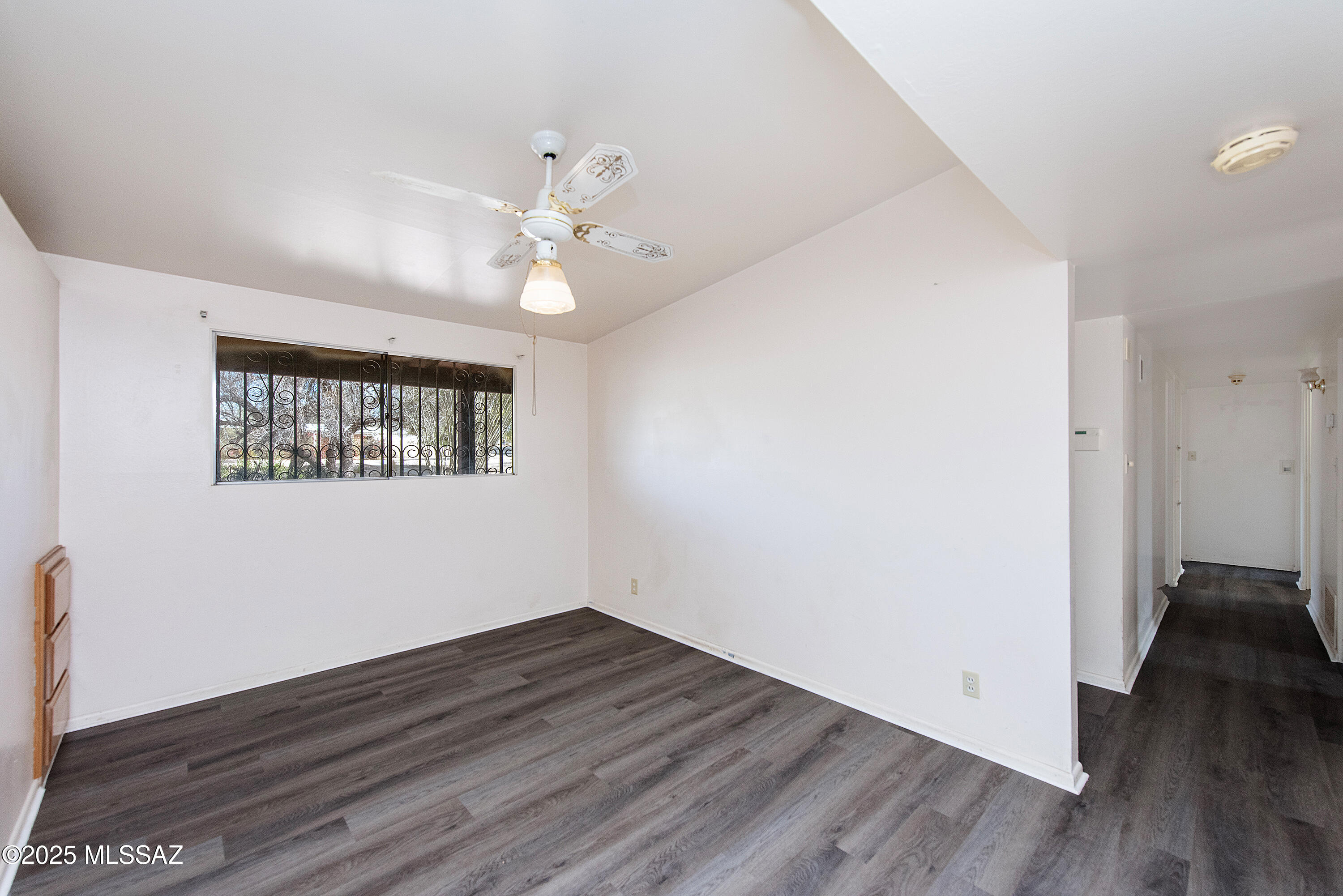 Kingston Knolls Terrace - Residential
