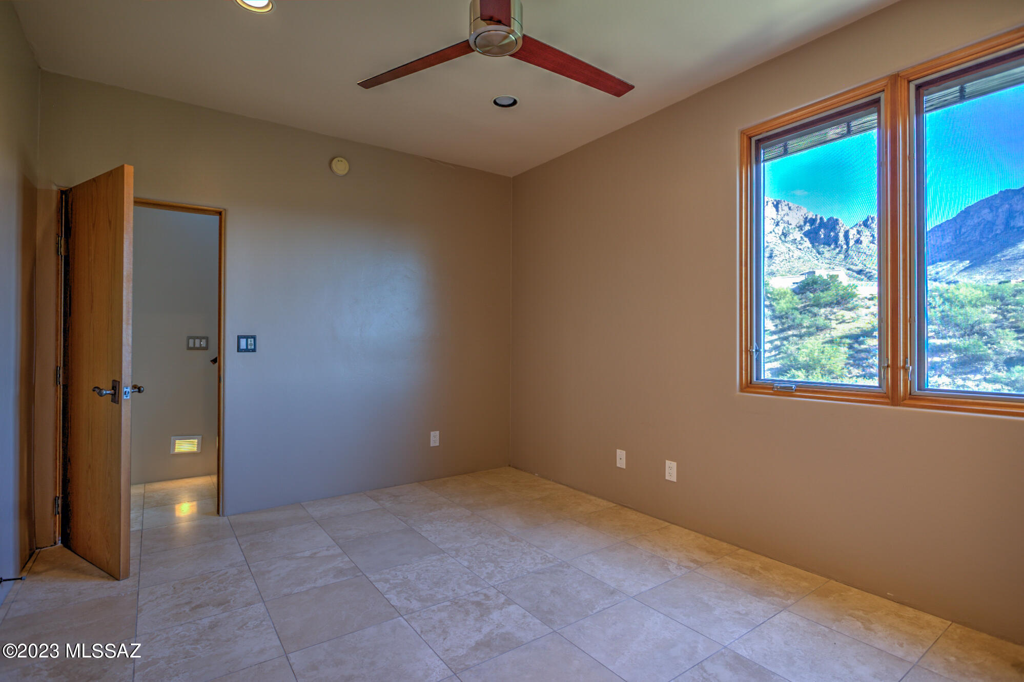 La Reserve (1-24) - Residential