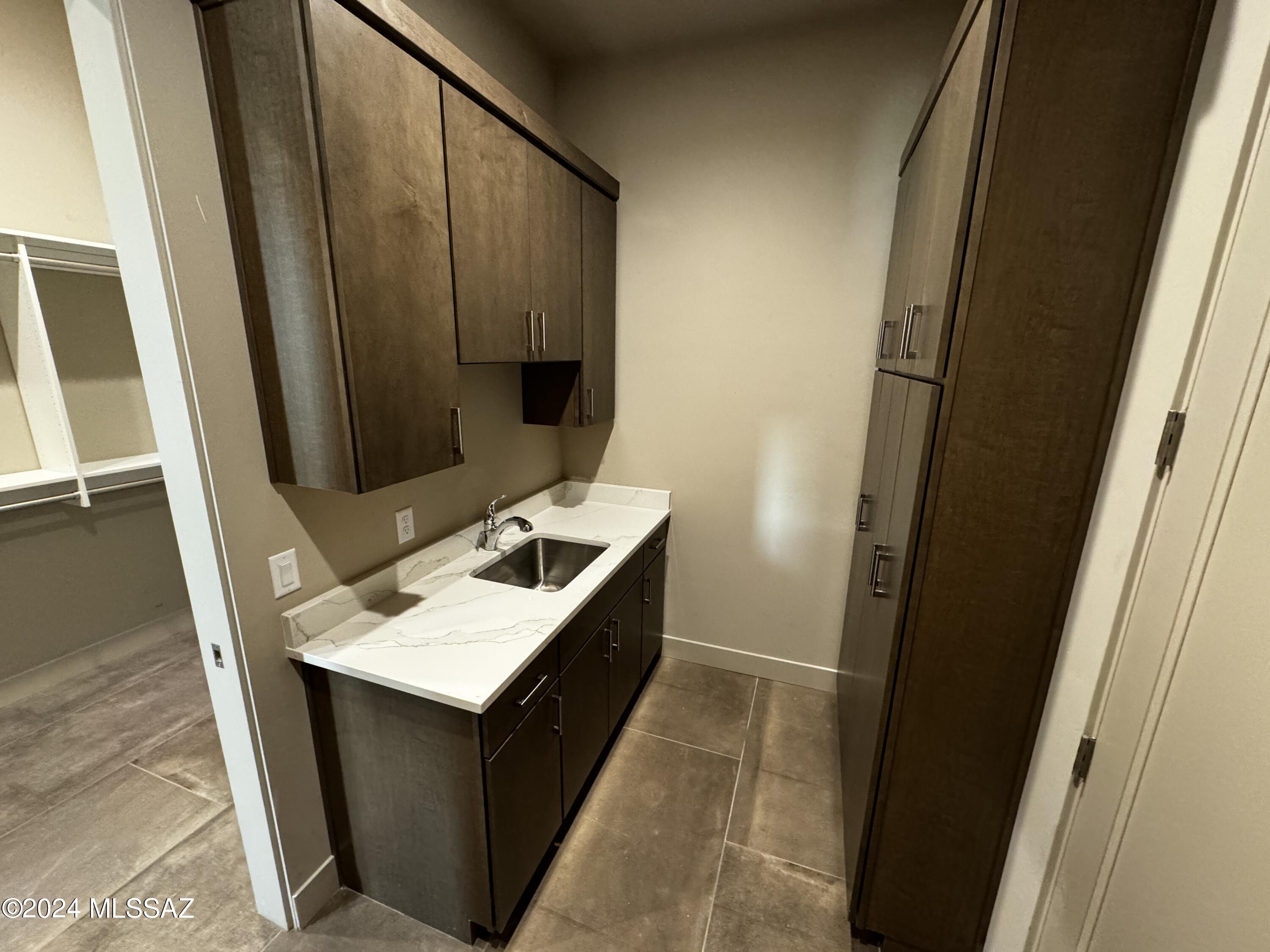 The Enclave At Stone Canyon V - Residential