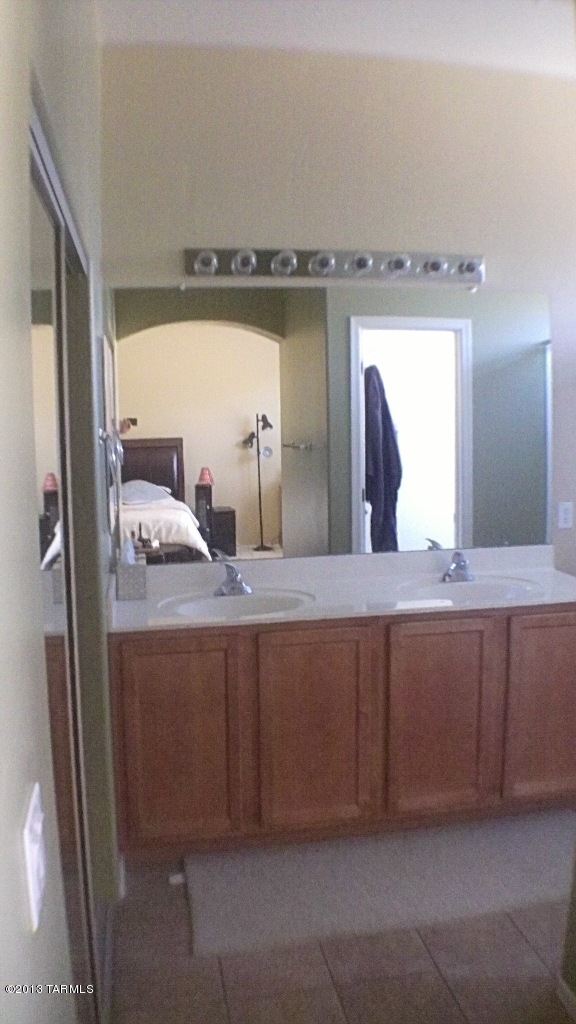 Desert Links (1-48) - Residential Lease