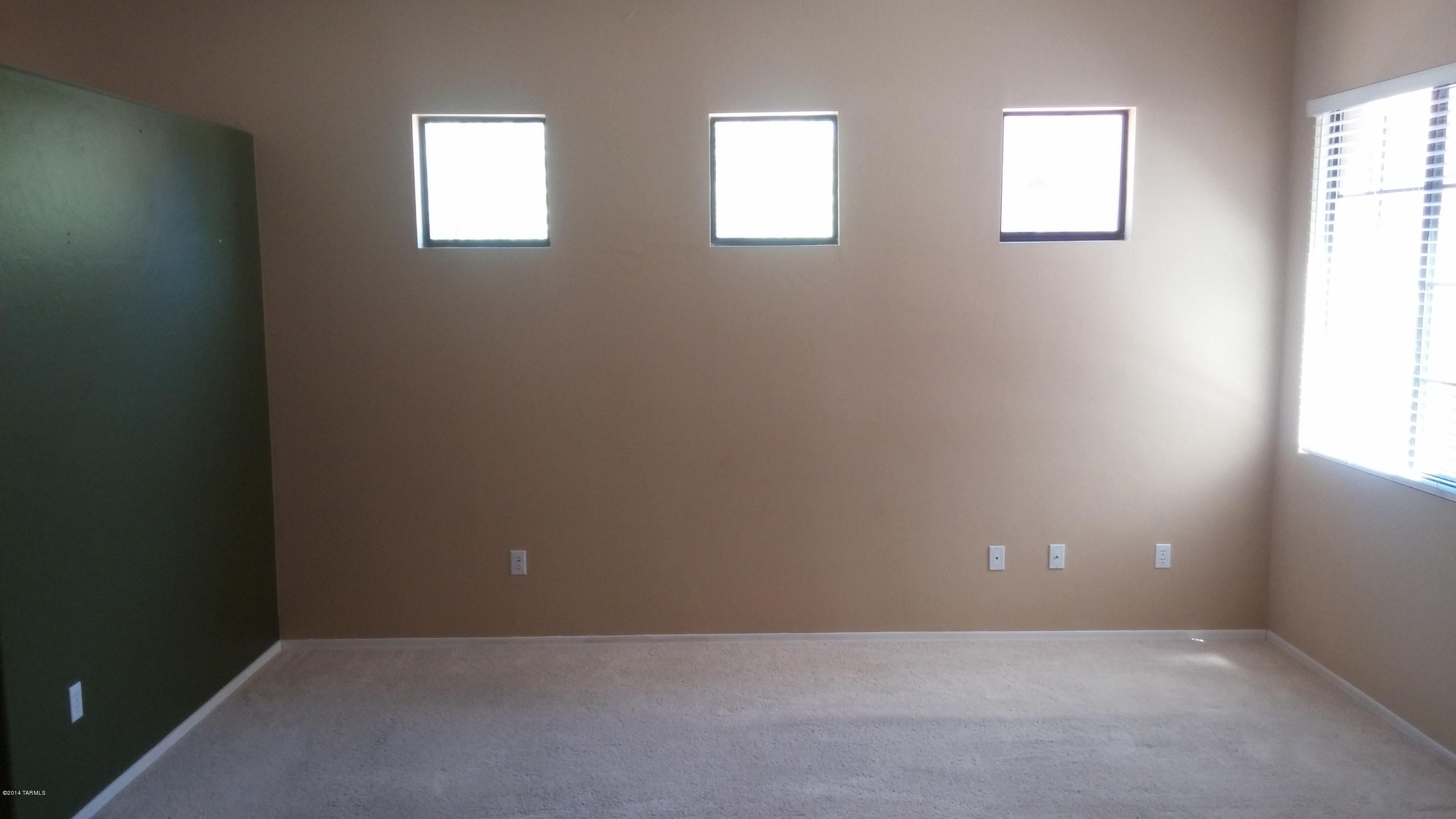 Desert Links (1-48) - Residential Lease