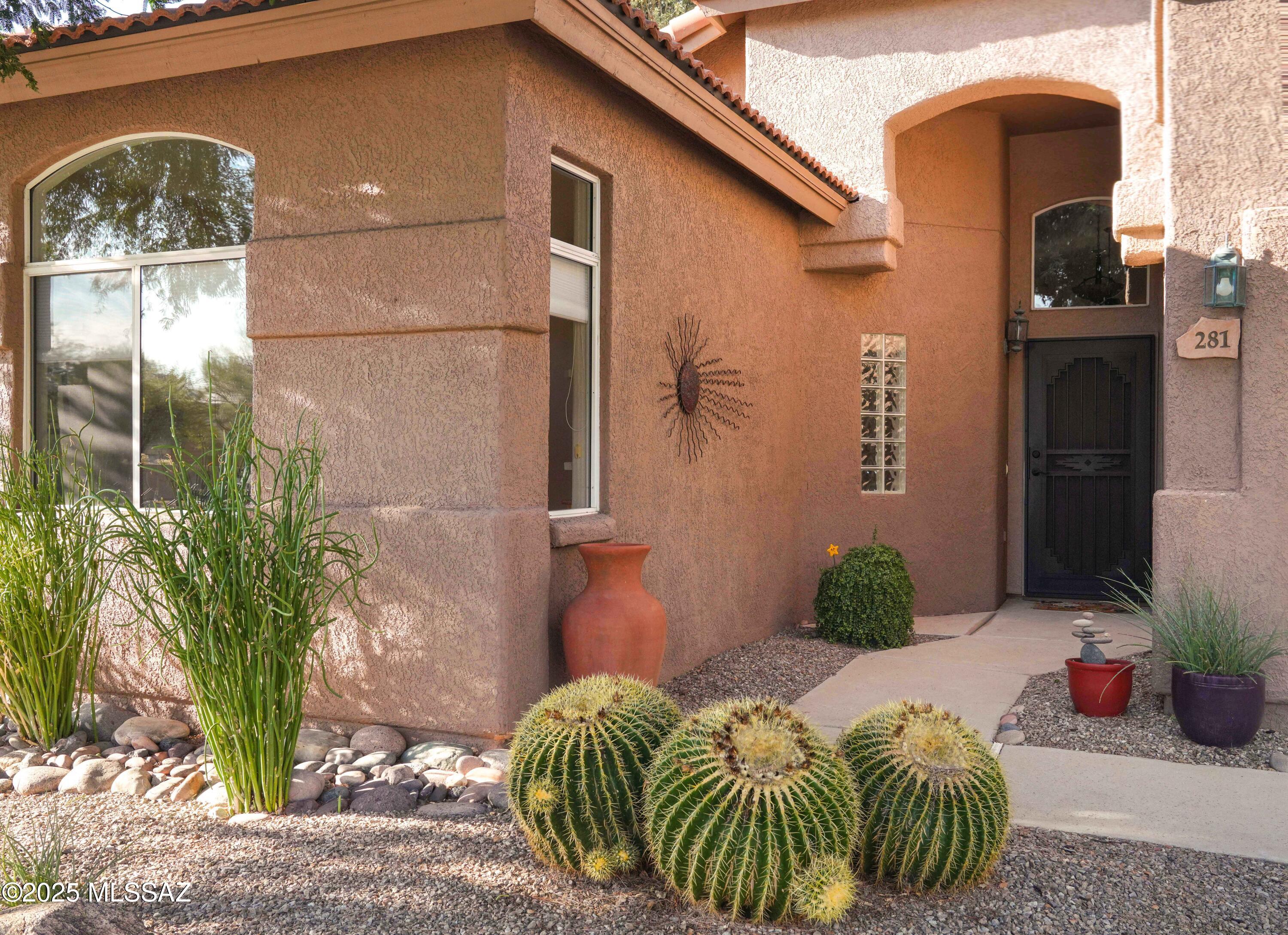 281 E Desert Golf Place