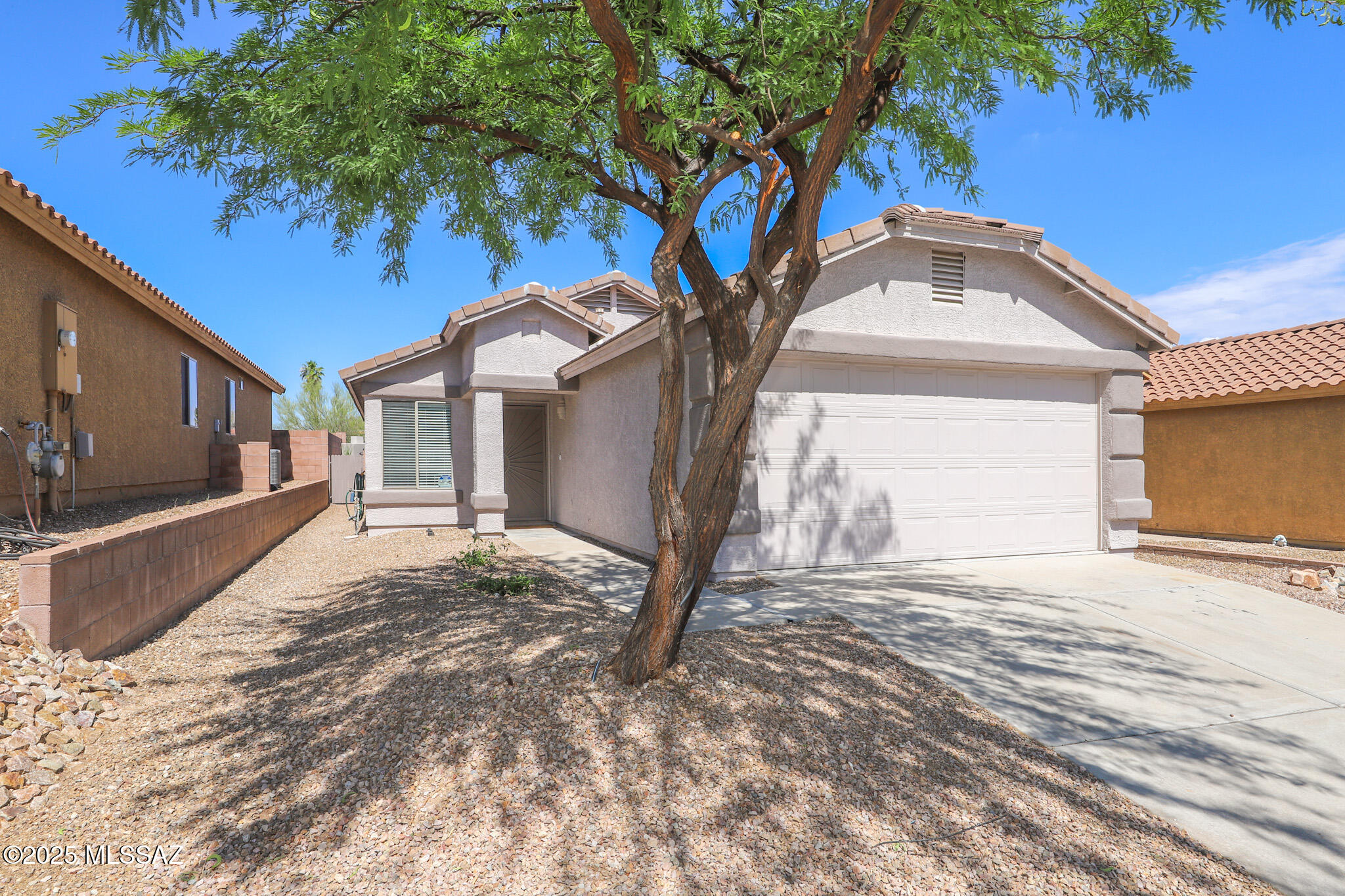 2528 S Adventure Trail