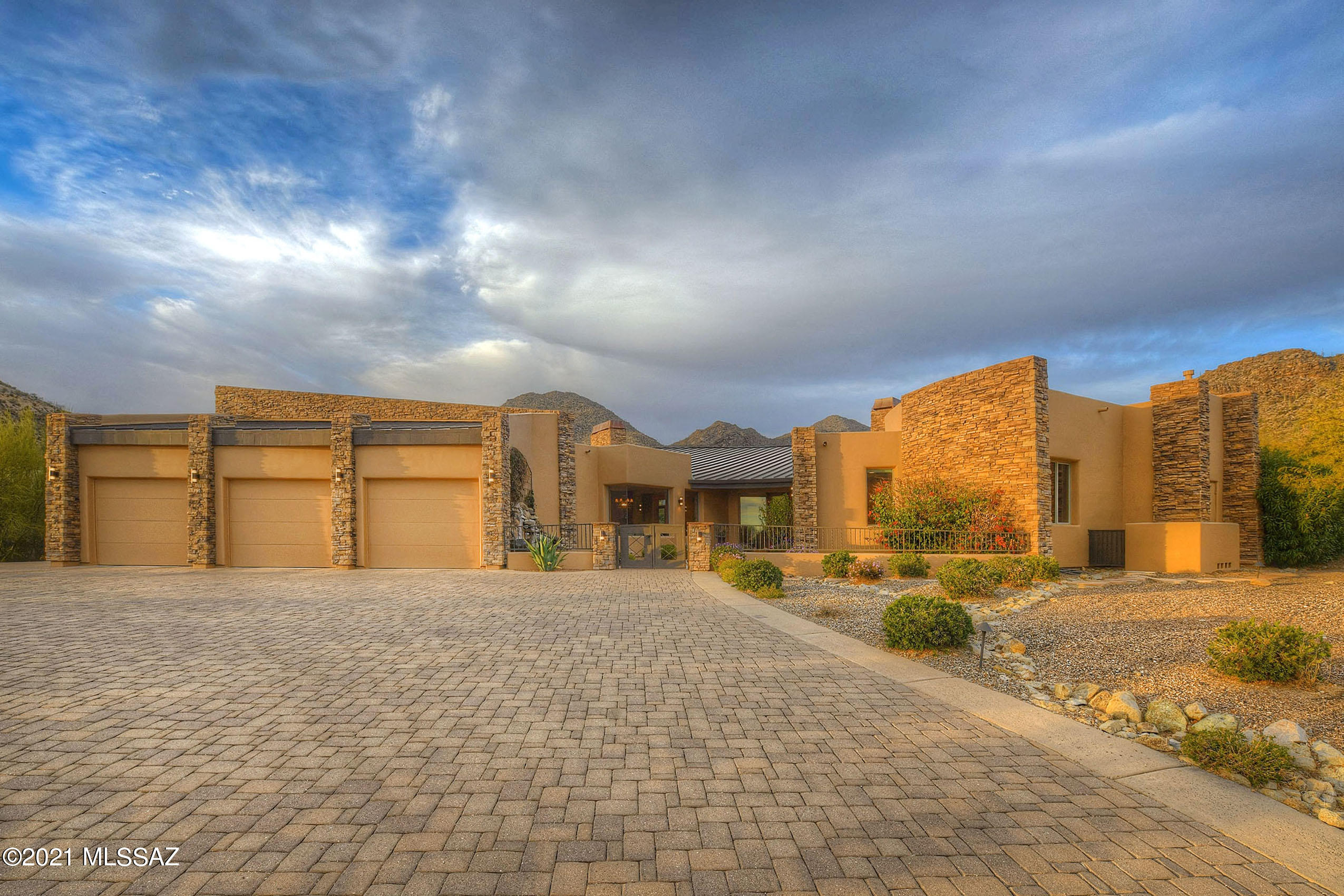 Canyon Pass At Dove Mountain - Residential