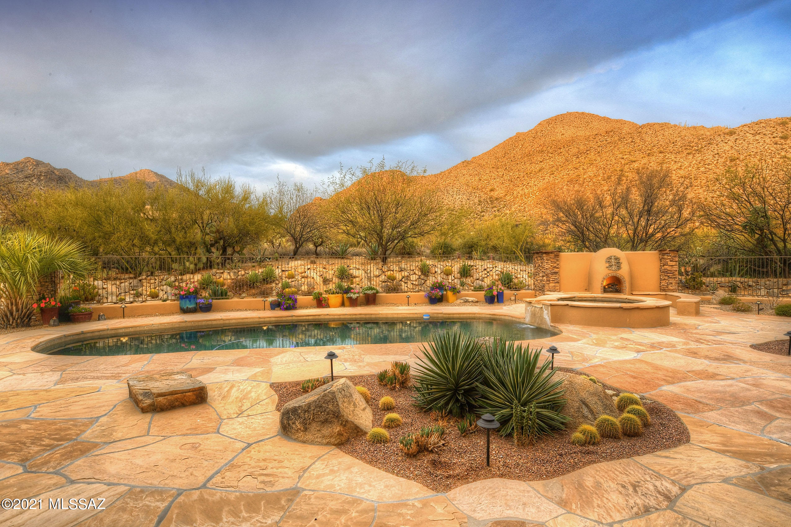 Canyon Pass At Dove Mountain - Residential