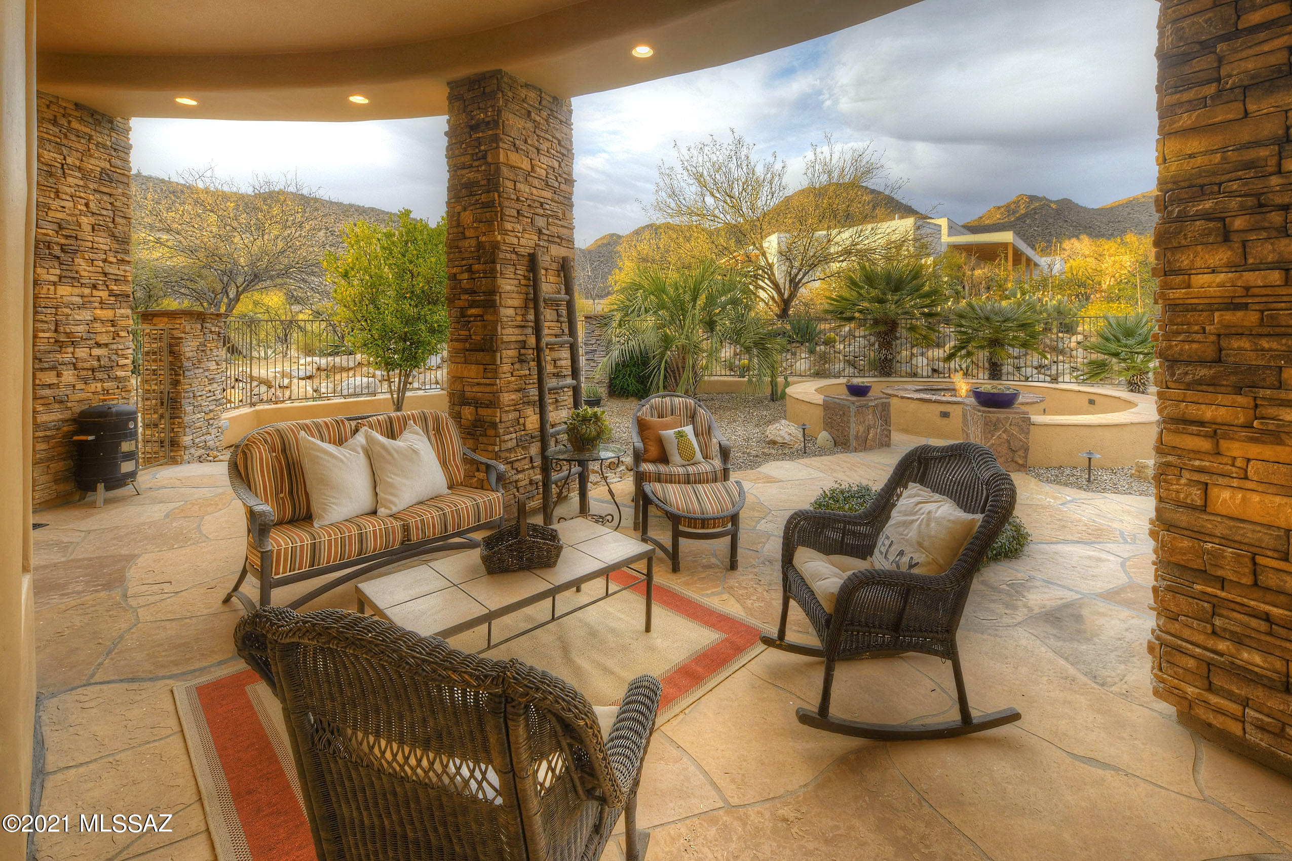 Canyon Pass At Dove Mountain - Residential
