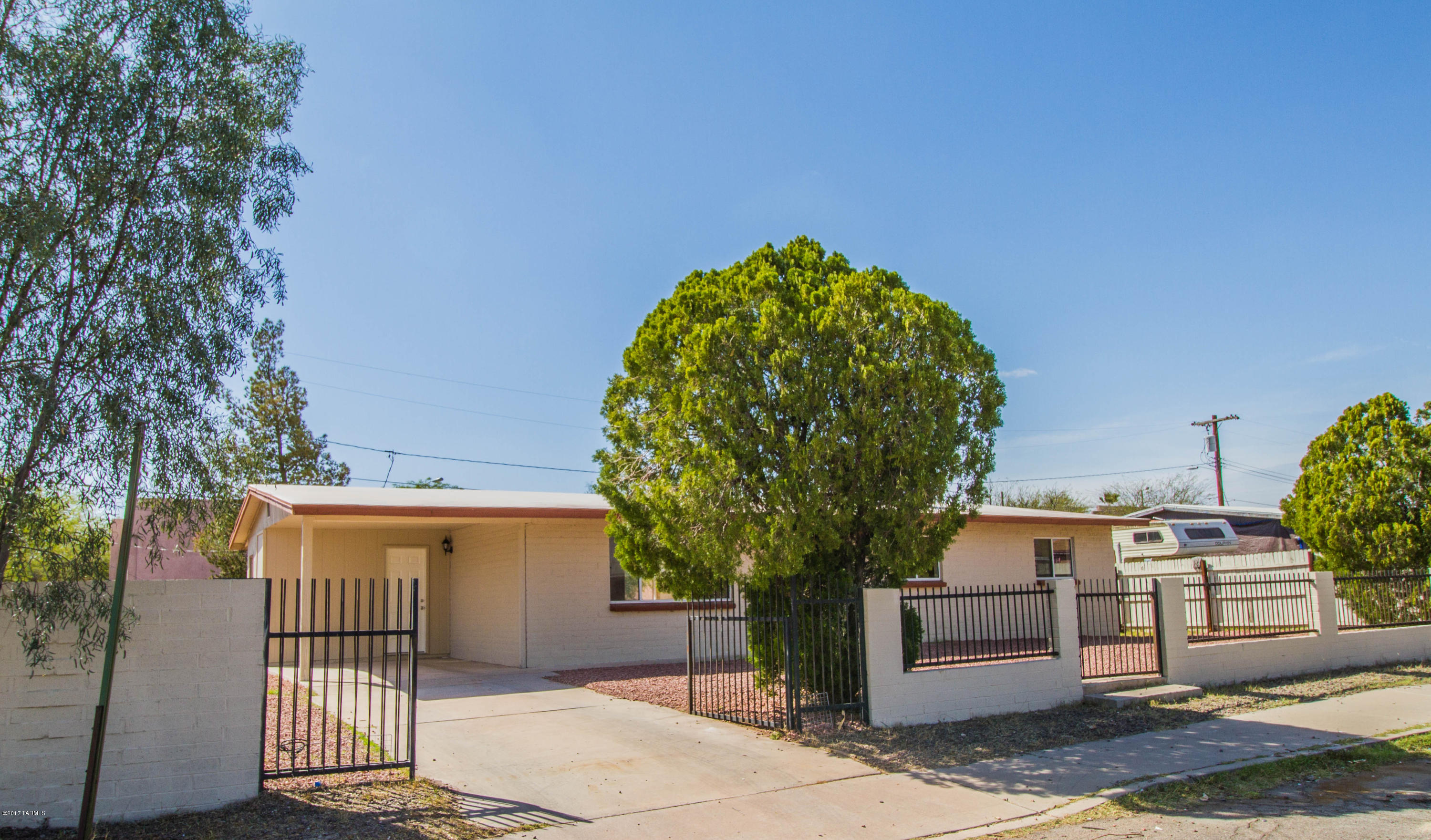 El Cortez Heights - Residential