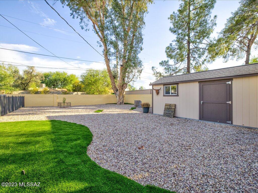 Broadmoor - Residential