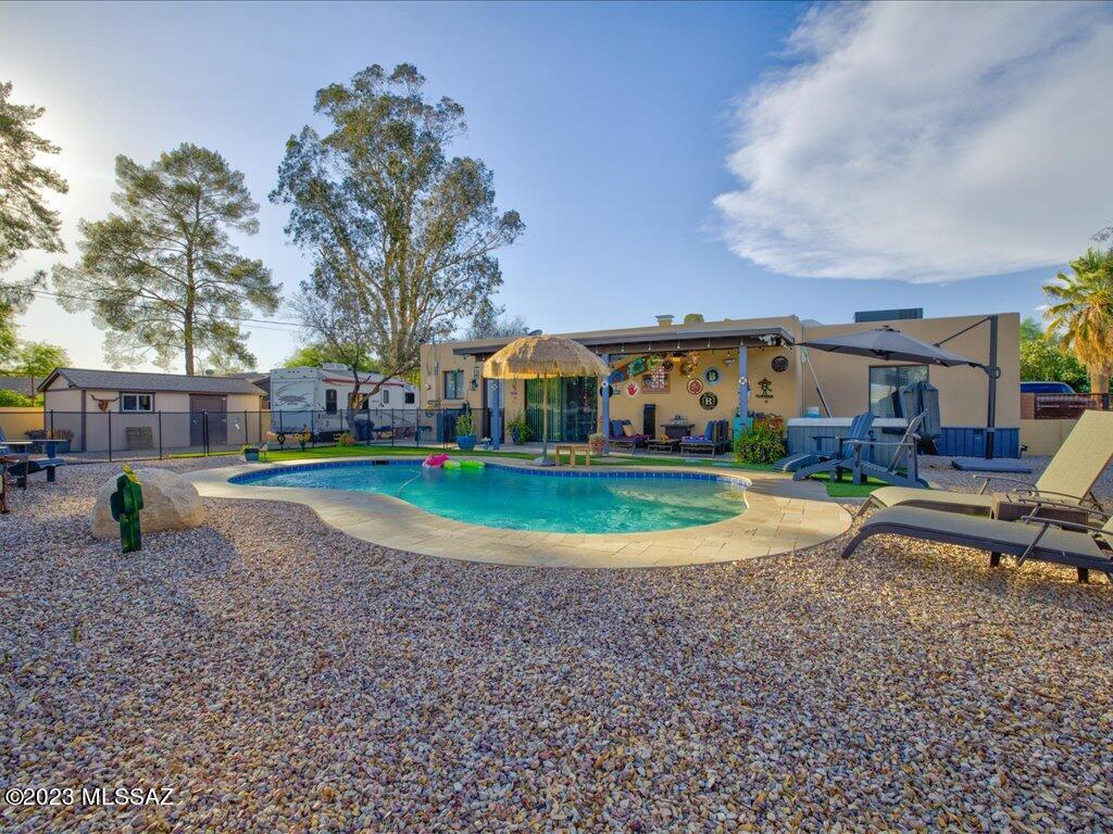 Broadmoor - Residential
