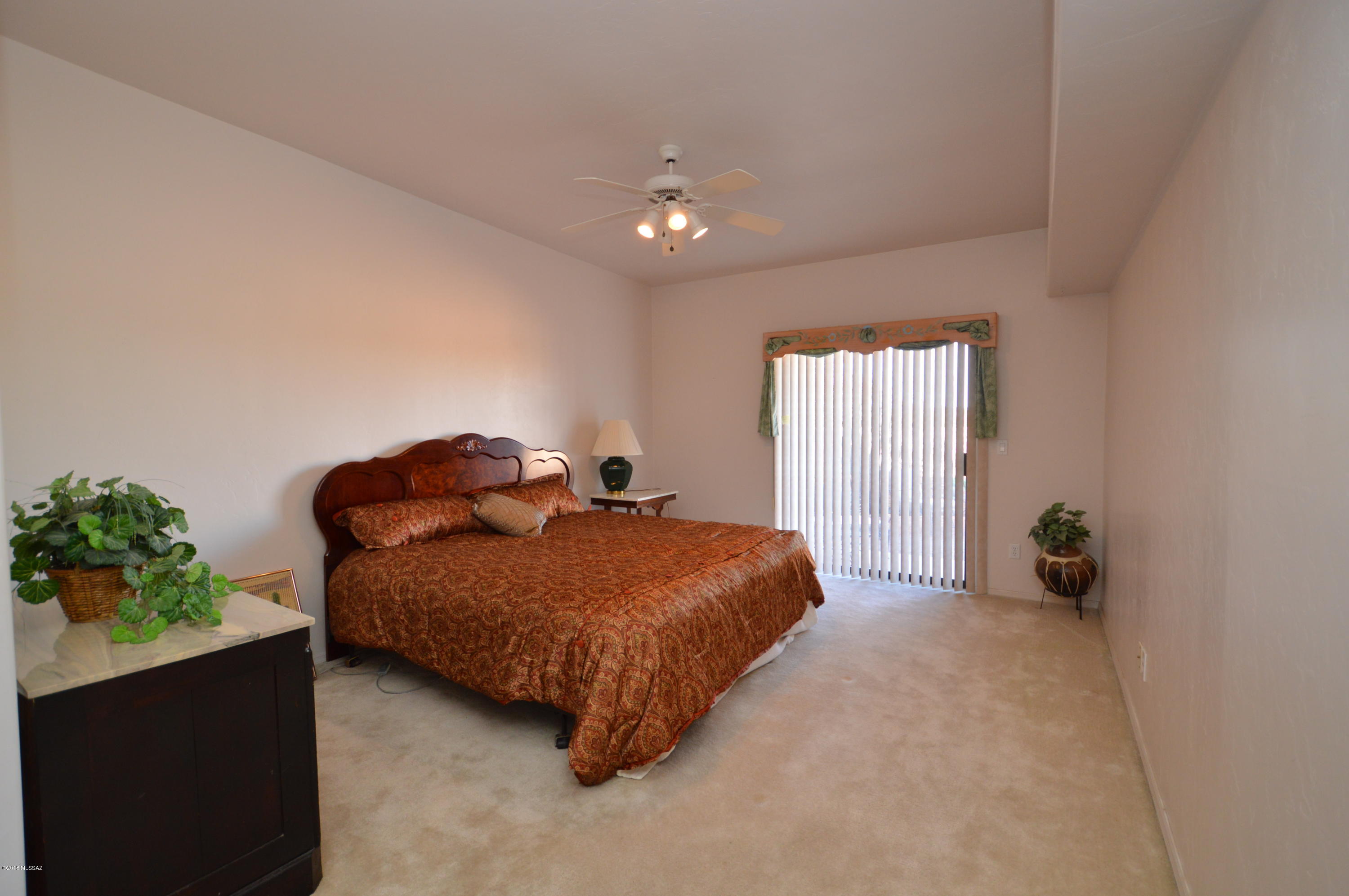 Valle Del Oro Townhomes (1-90) - Residential Lease