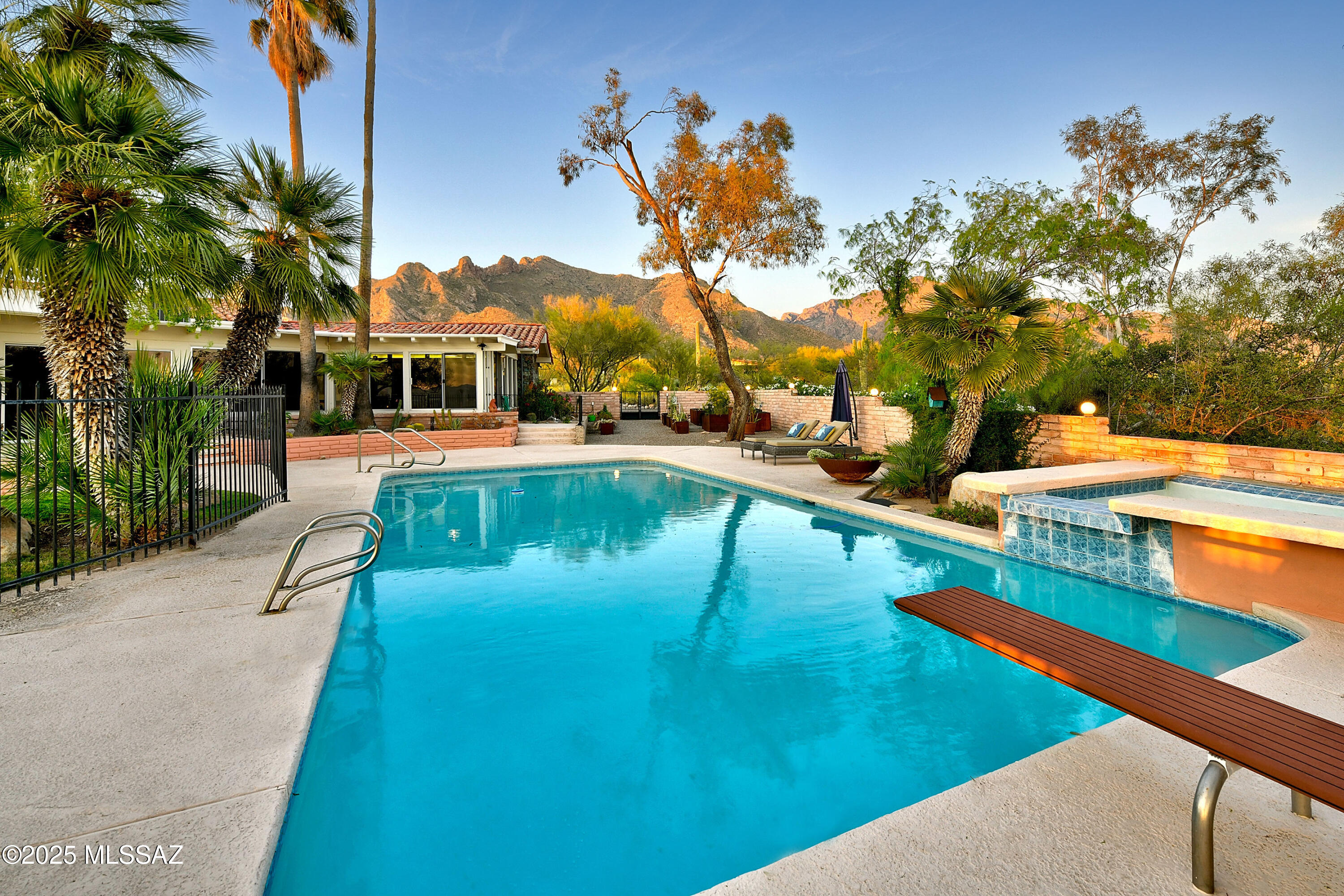 Cobo Catalina Hills (1-51) - Residential