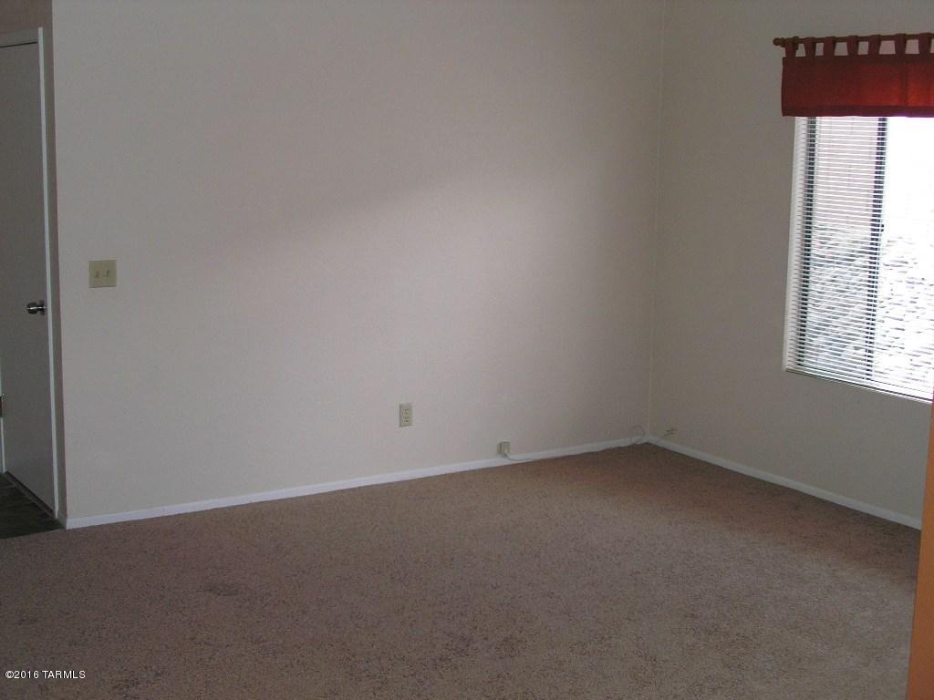 Reddington Hills (1-137) - Residential Lease