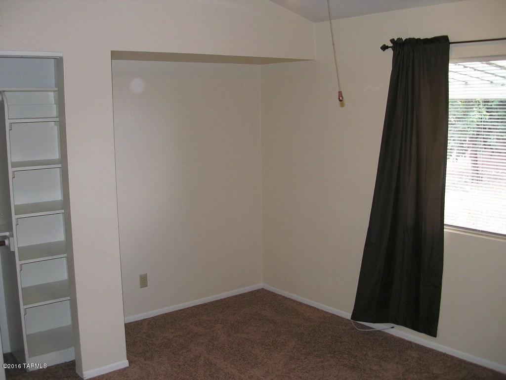 Reddington Hills (1-137) - Residential Lease