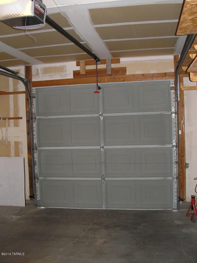 Reddington Hills (1-137) - Residential Lease