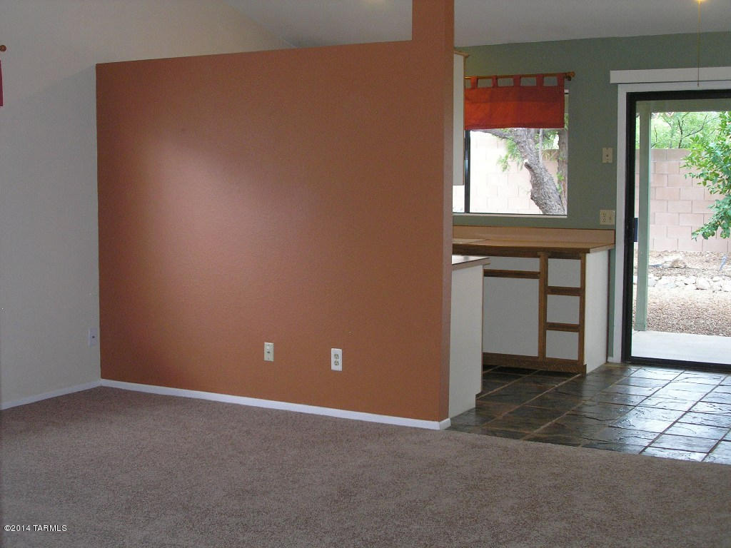 Reddington Hills (1-137) - Residential Lease