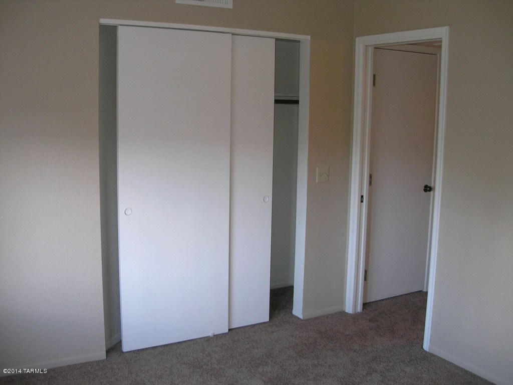 Reddington Hills (1-137) - Residential Lease
