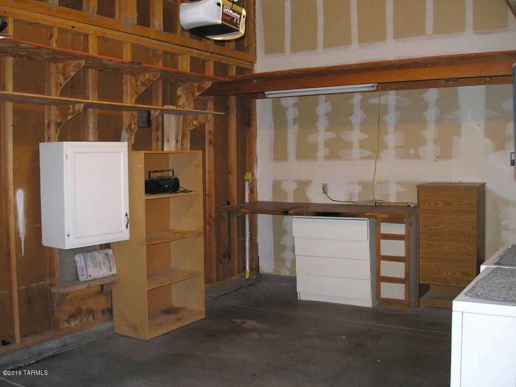 Reddington Hills (1-137) - Residential Lease