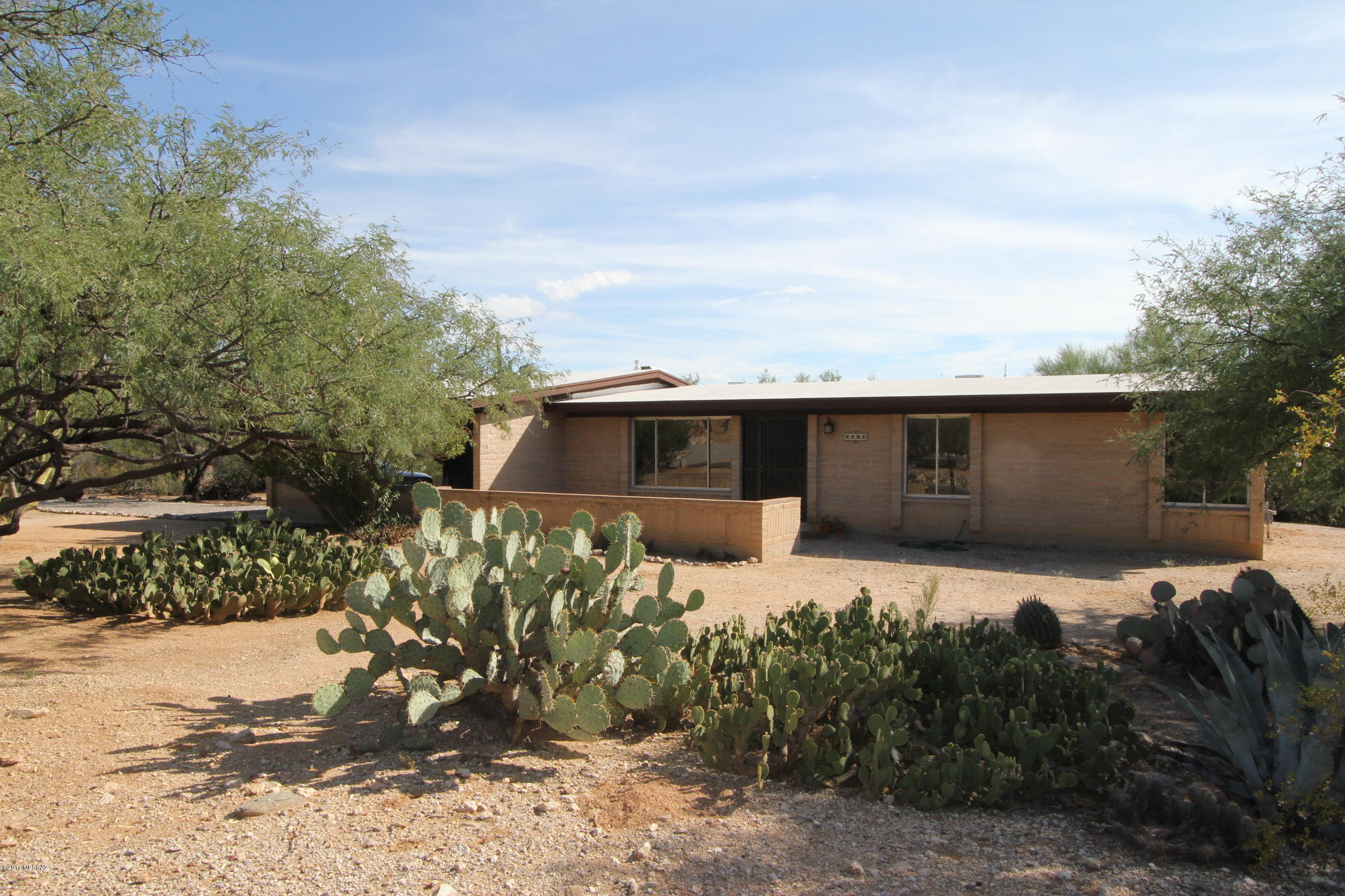 Rancho Sierra  (1-100) - Residential