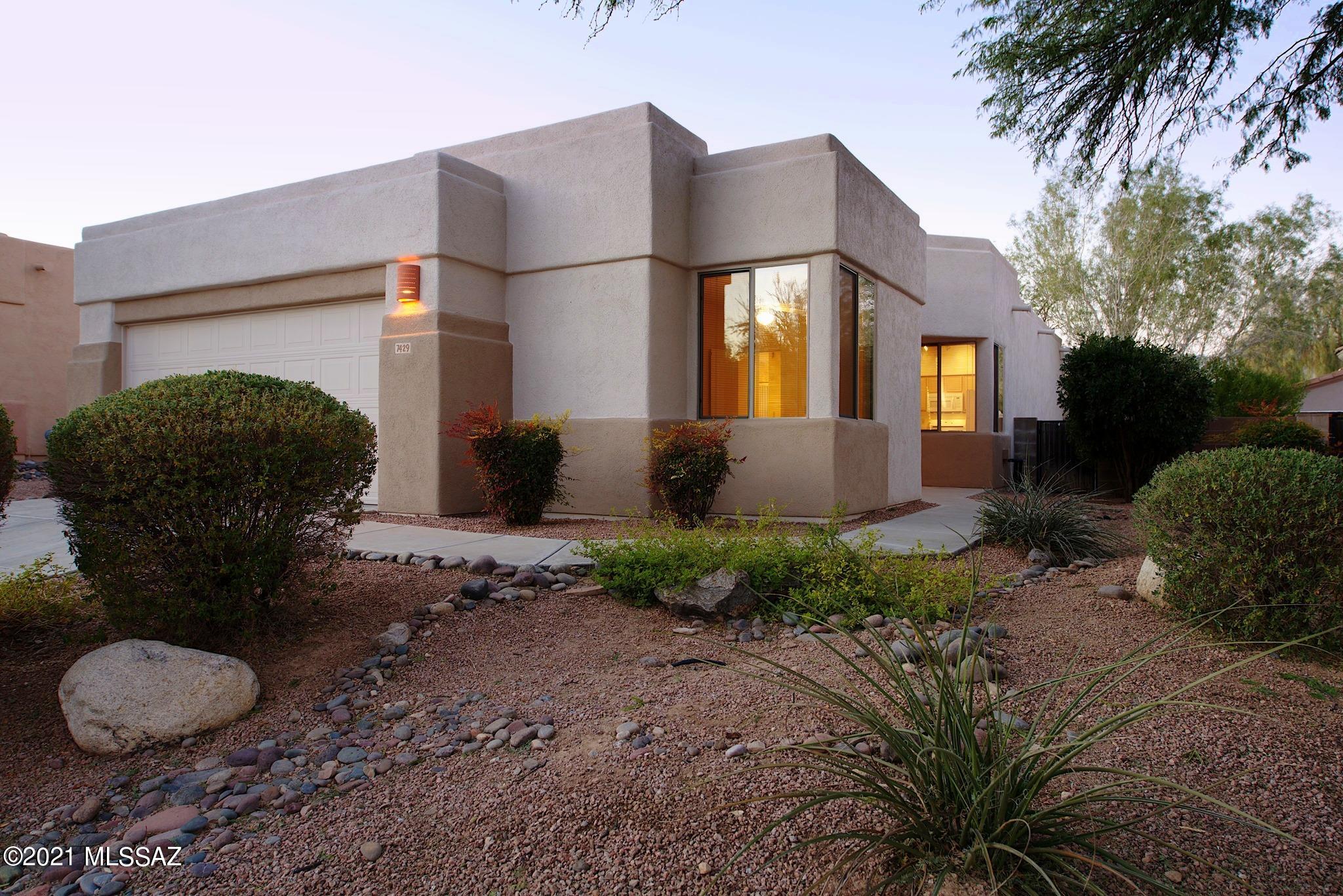 Rancho Esperero (1-343) - Residential
