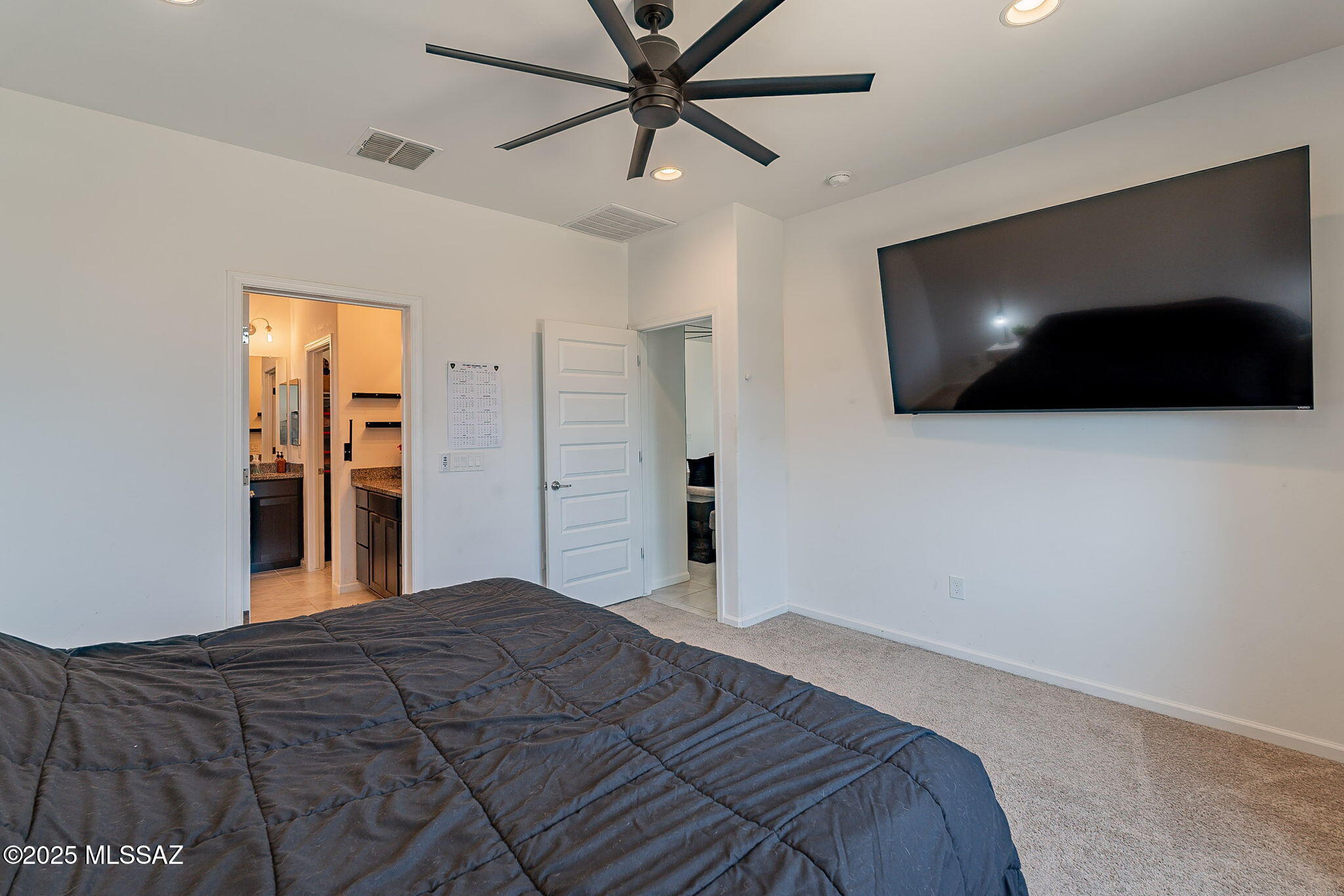 9724 E Lynx Lake Trail