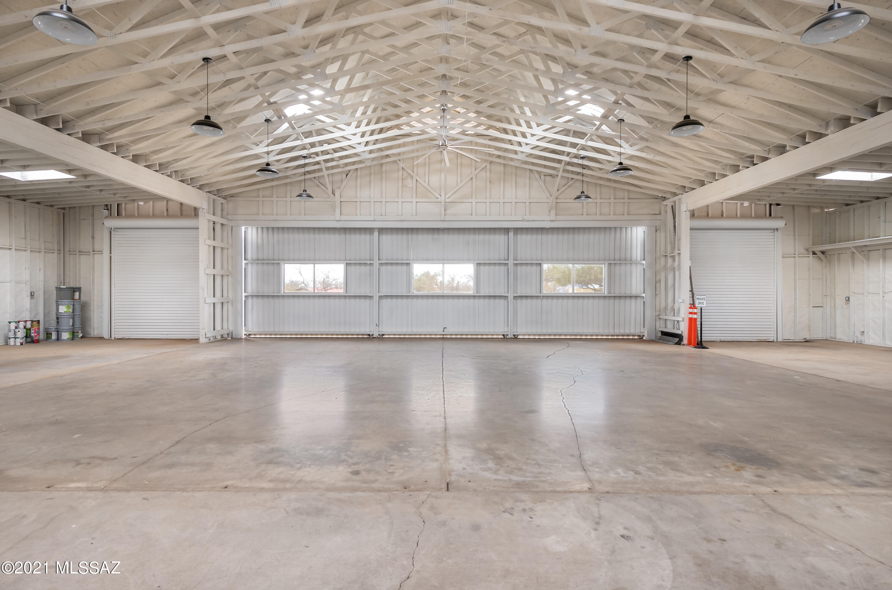 La Cholla Airpark - Residential