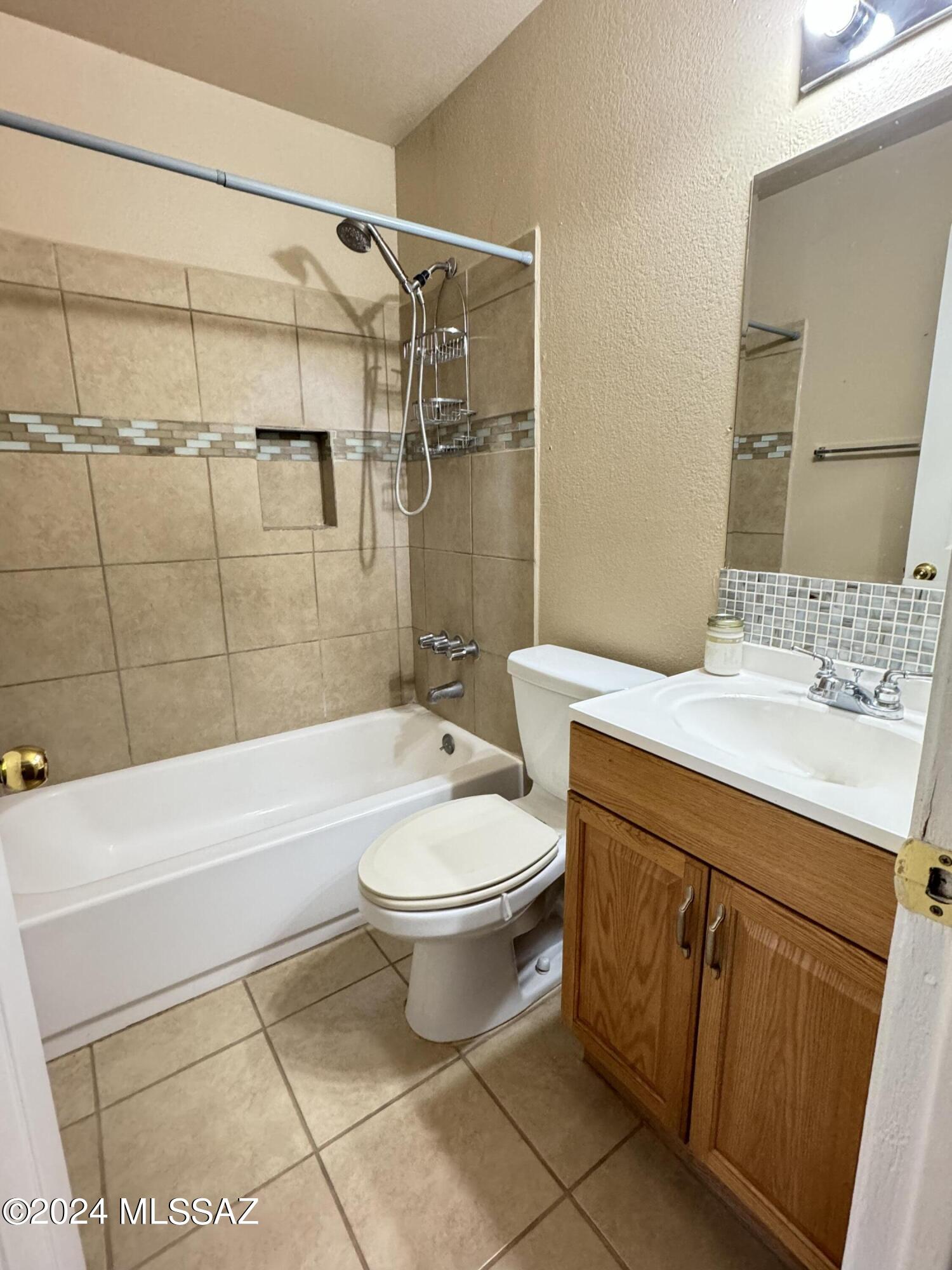 Lakewood Estates(1-144) - Residential
