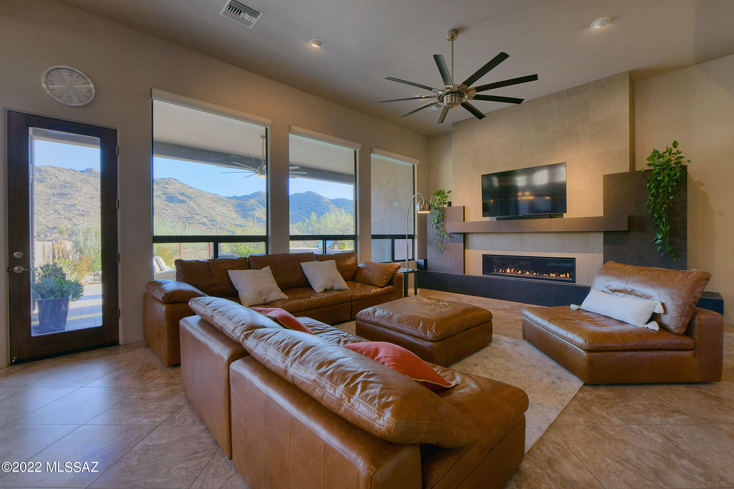 Canyon Pass V At Dove Mountain (280-331) - Residential