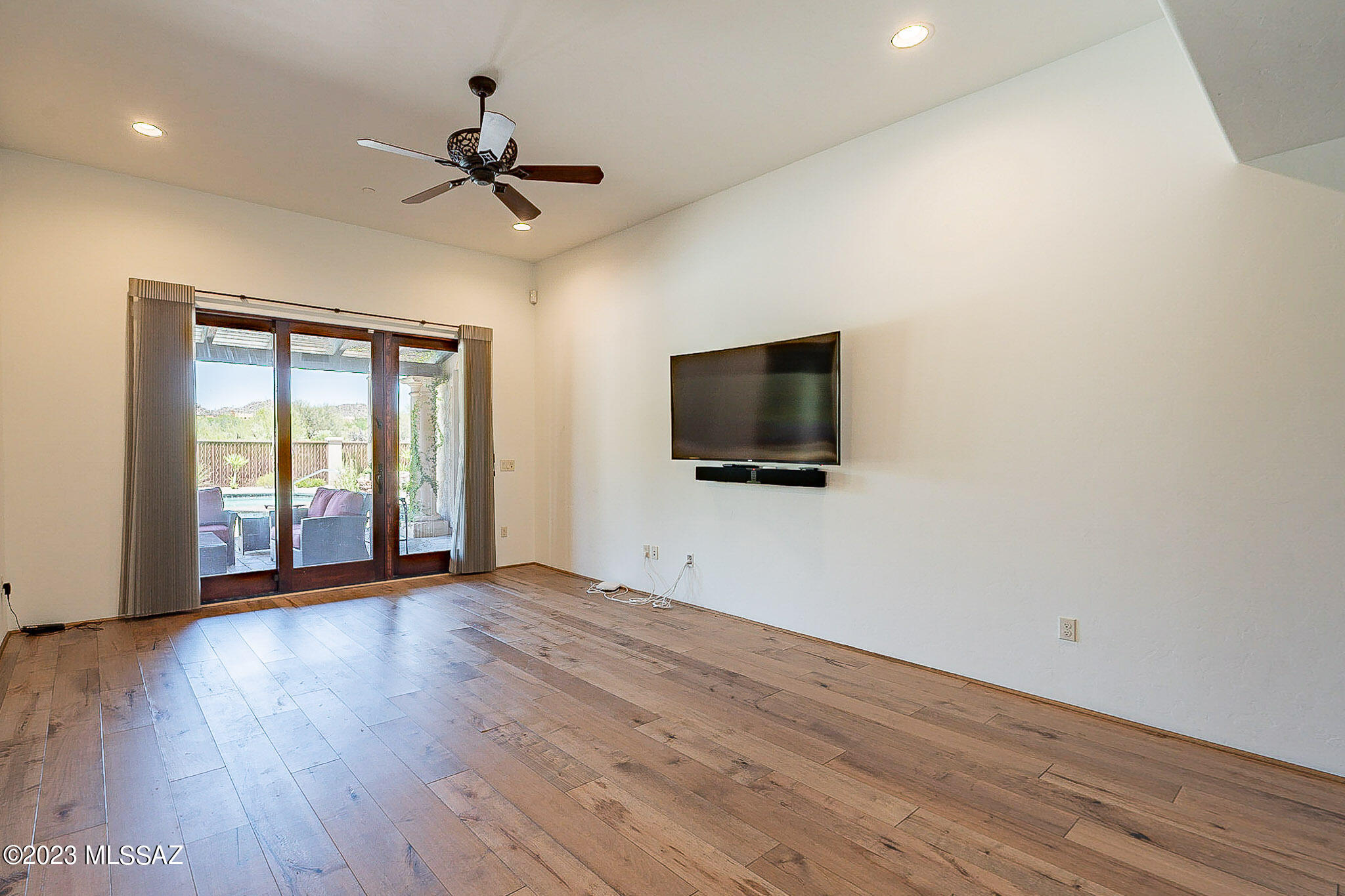 Stone Canyon I - Residential