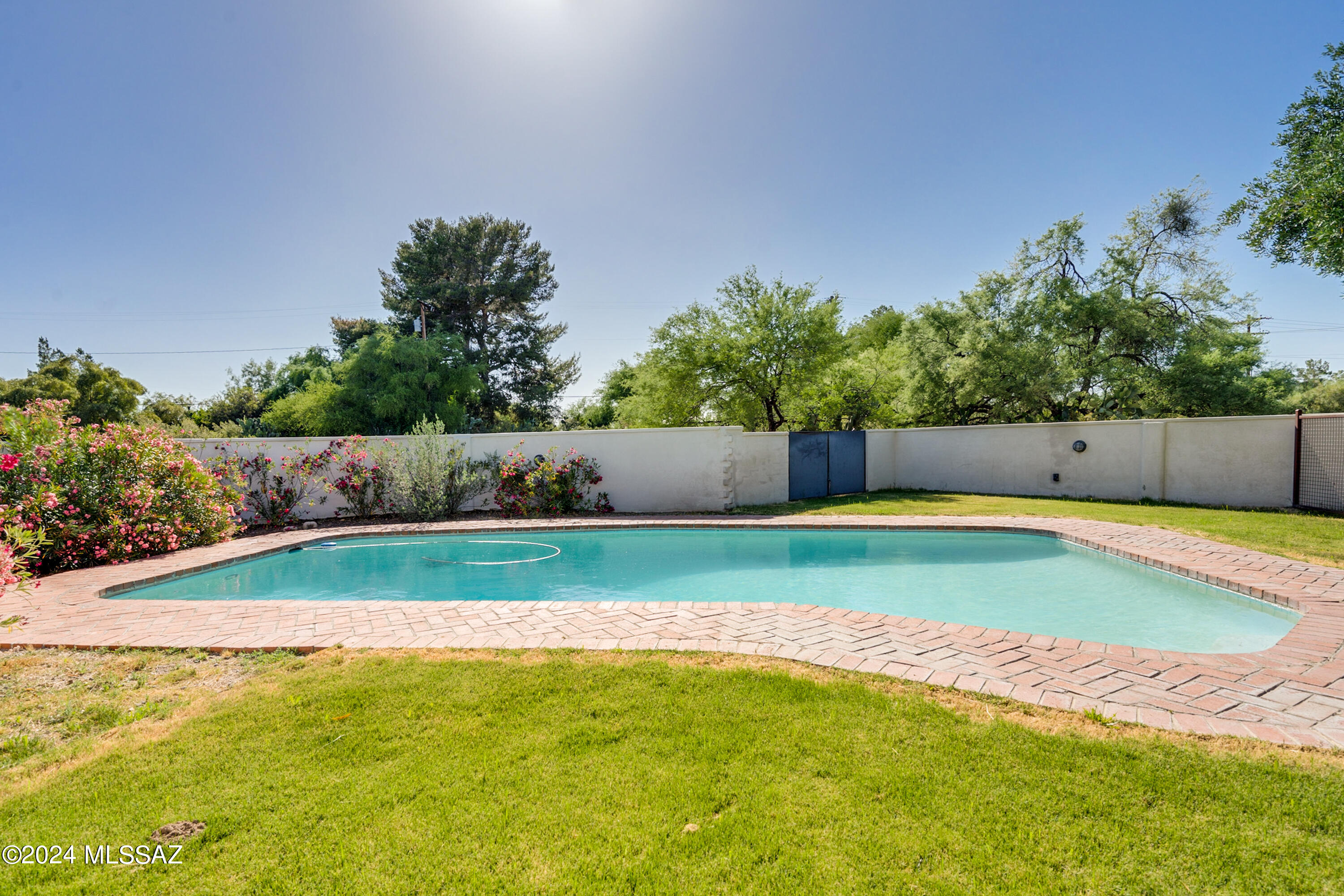 Country Club Estates NO. 1 - Residential