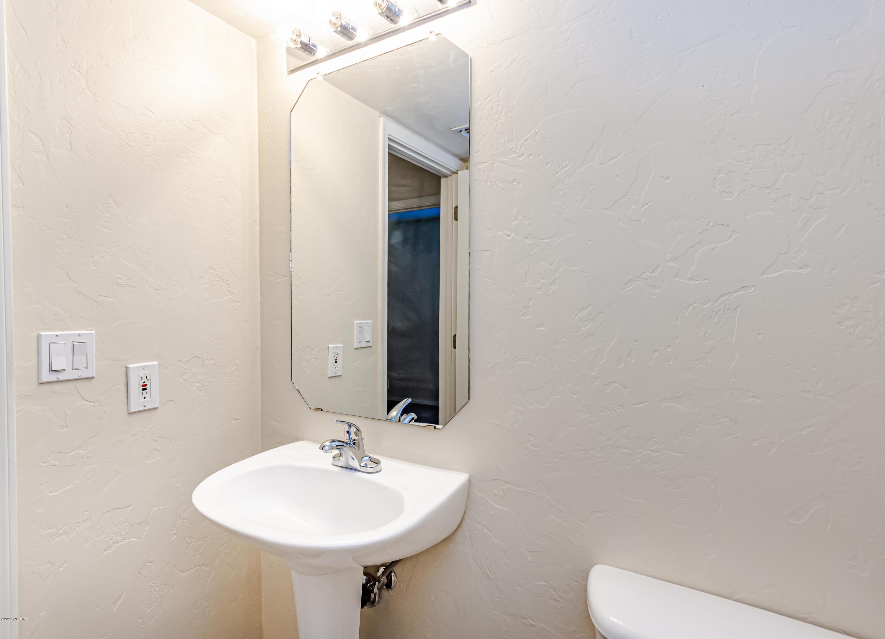 Mesquite Trails (1-88) - Residential Lease