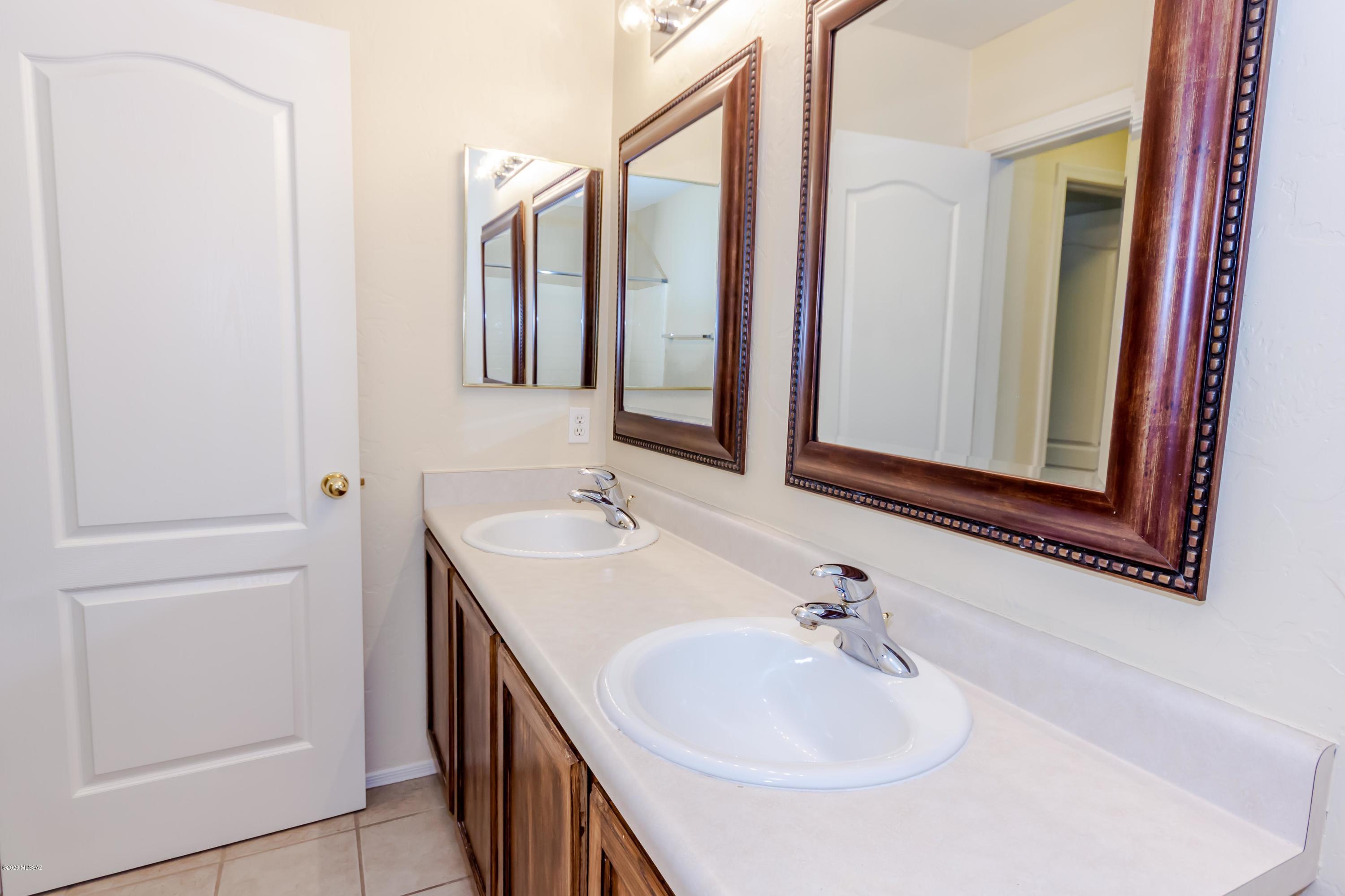 Mesquite Trails (1-88) - Residential Lease