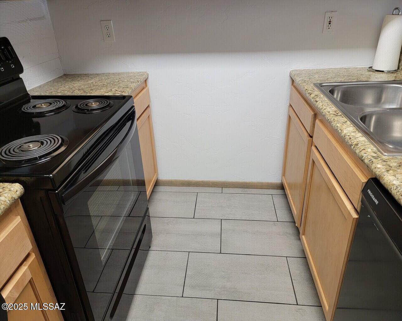 941 N Euclid Avenue unit124