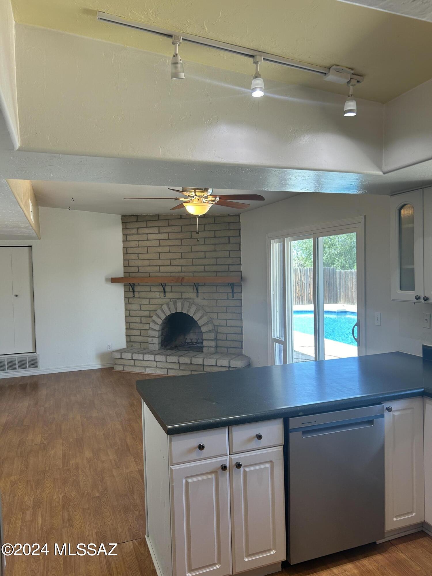 Mira Mesa (1-47) - Residential