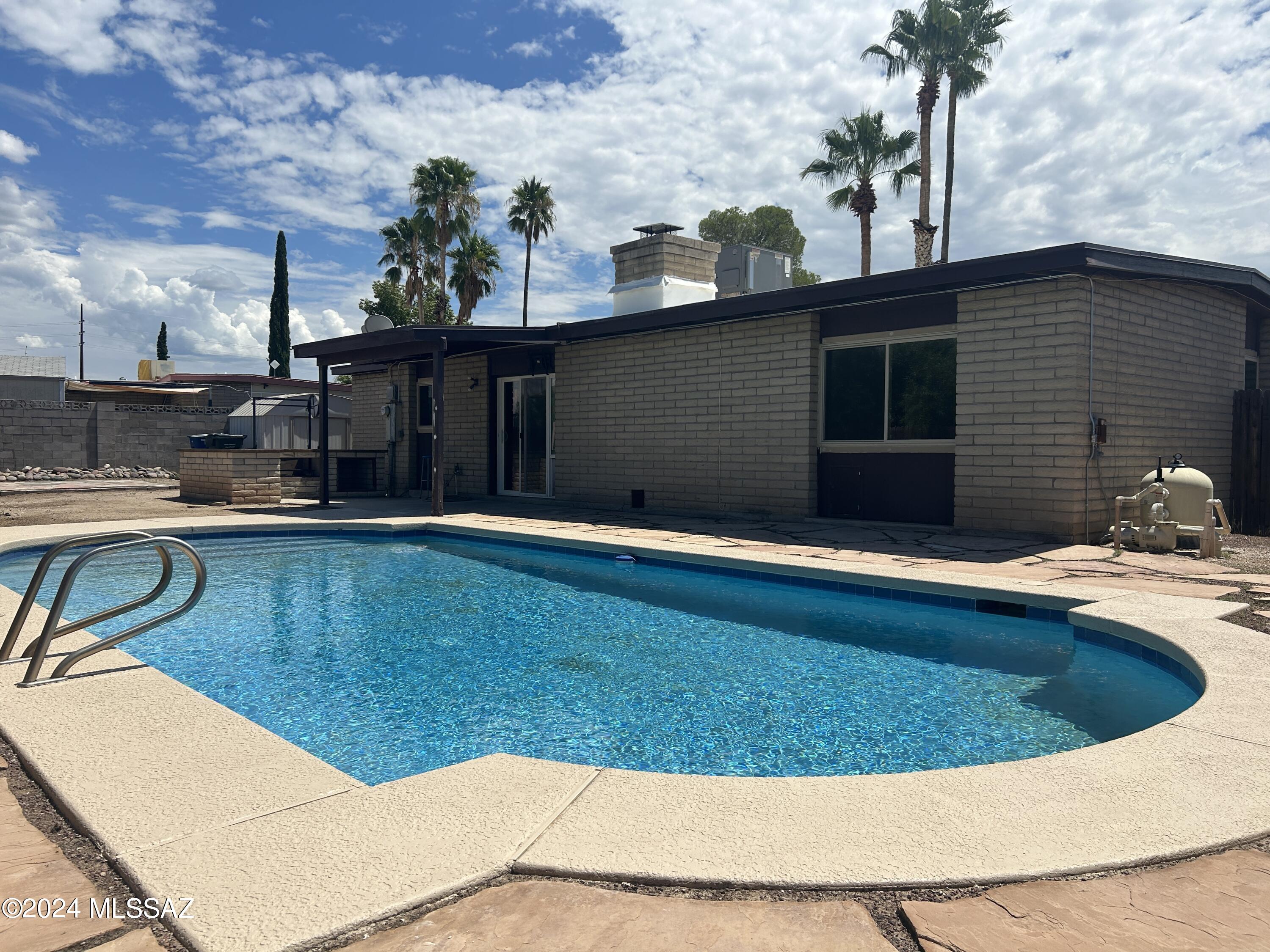 Mira Mesa (1-47) - Residential