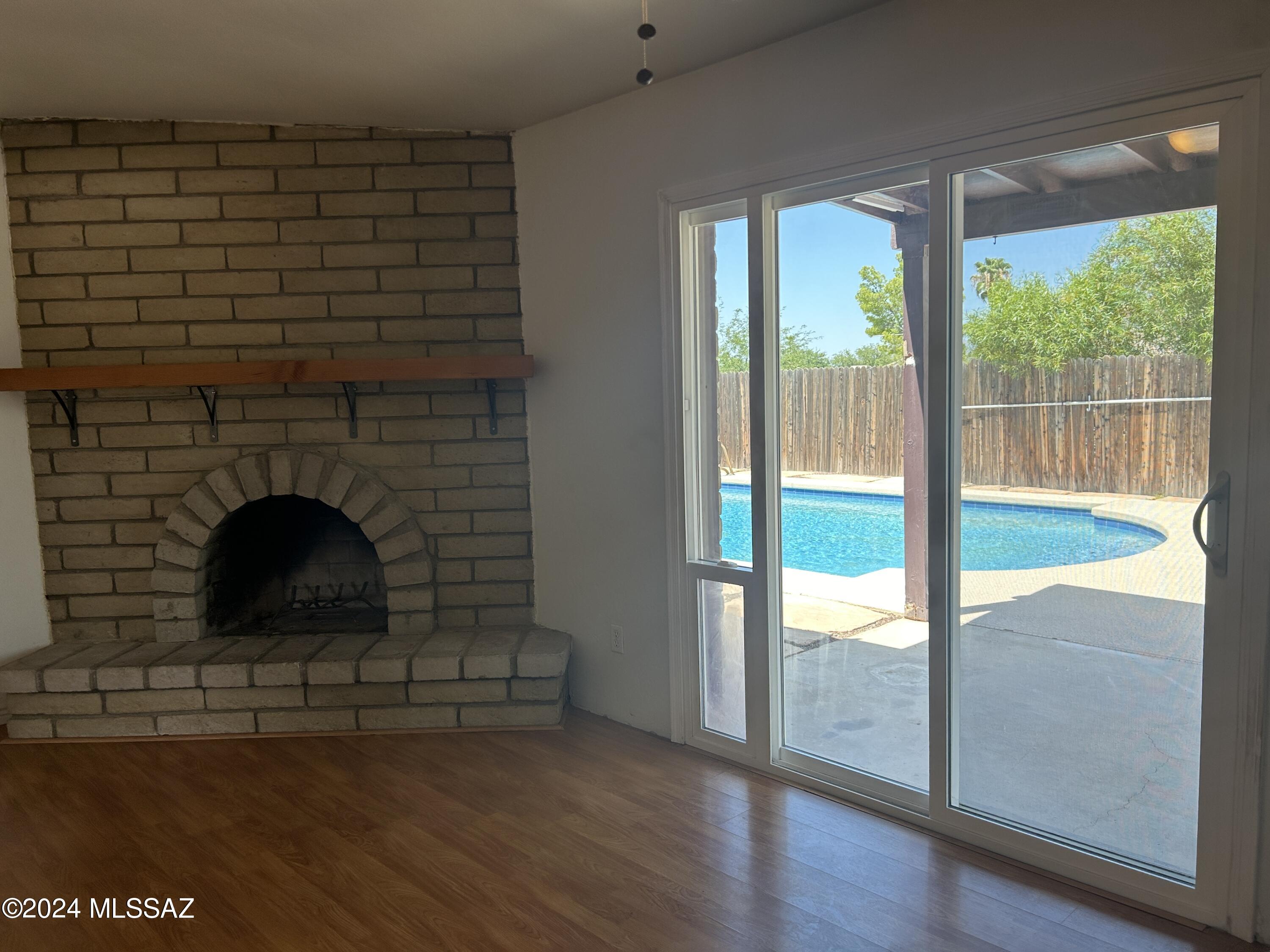 Mira Mesa (1-47) - Residential